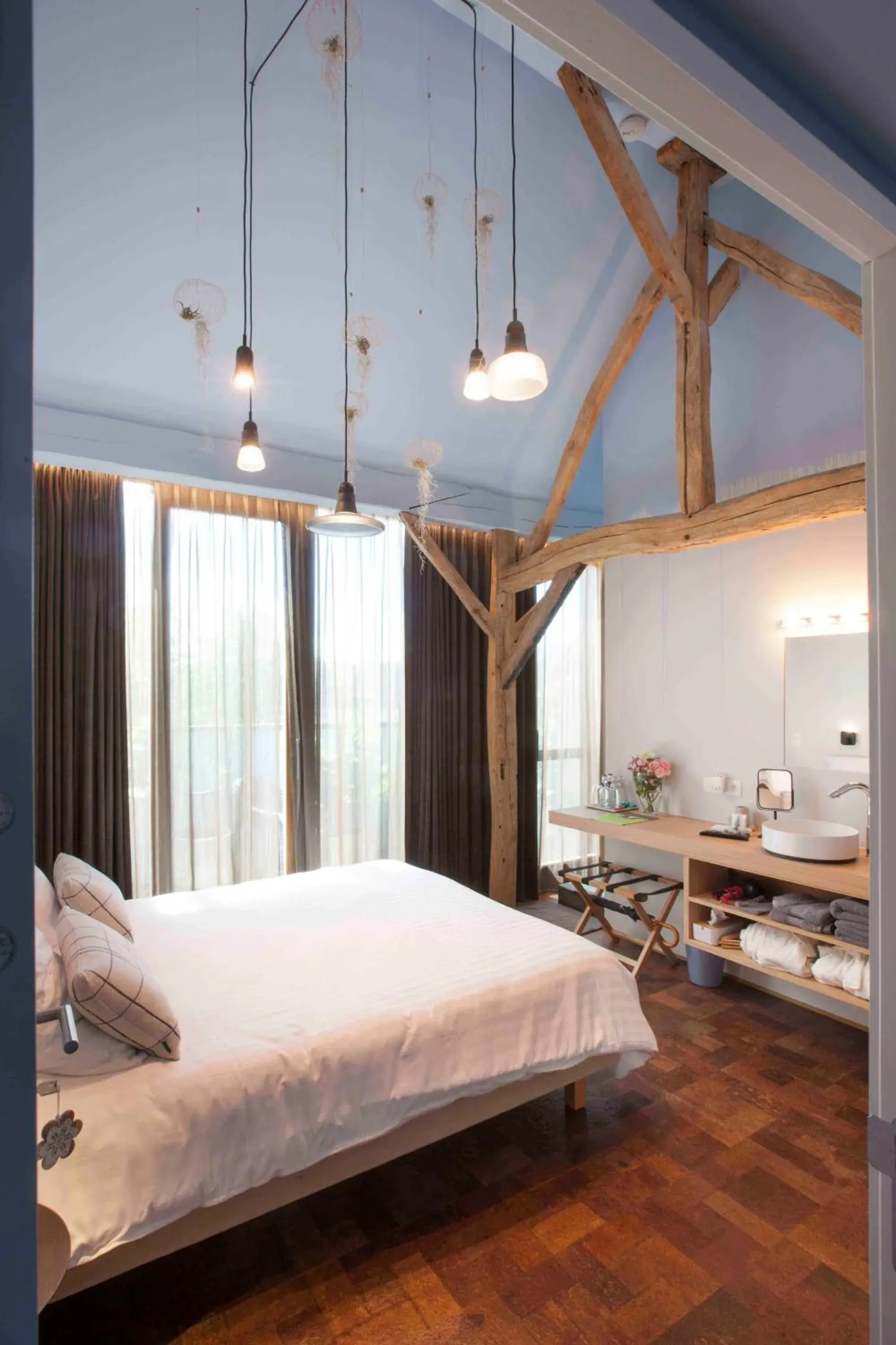 Double Room with Shower and Terrace in Hotel Restaurant Vous lé Vous Double Room with Shower and Terrace in Hotel Restaurant Vous lé Vous