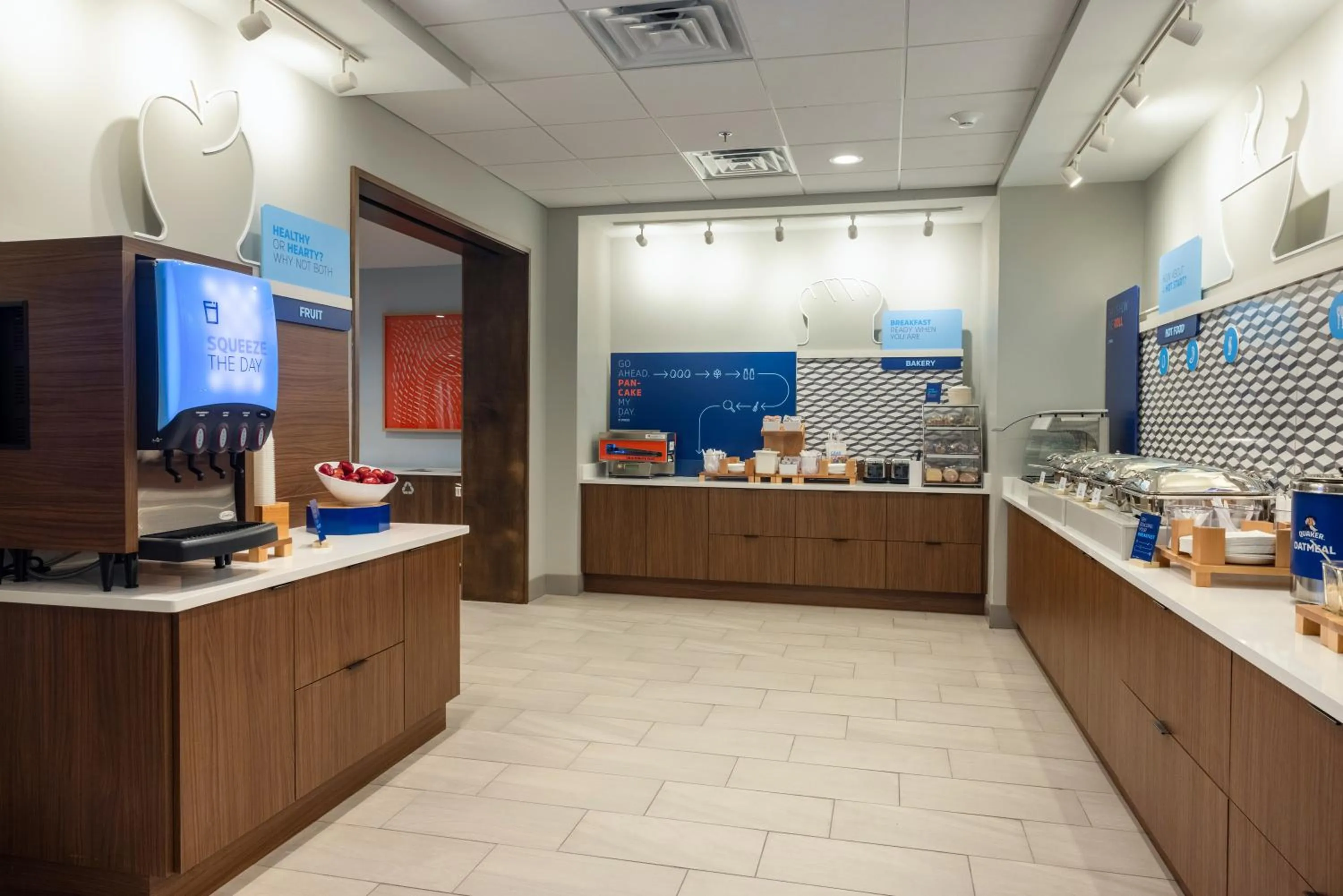 Breakfast in Holiday Inn Express & Suites - Harrisonburg University Area by IHG