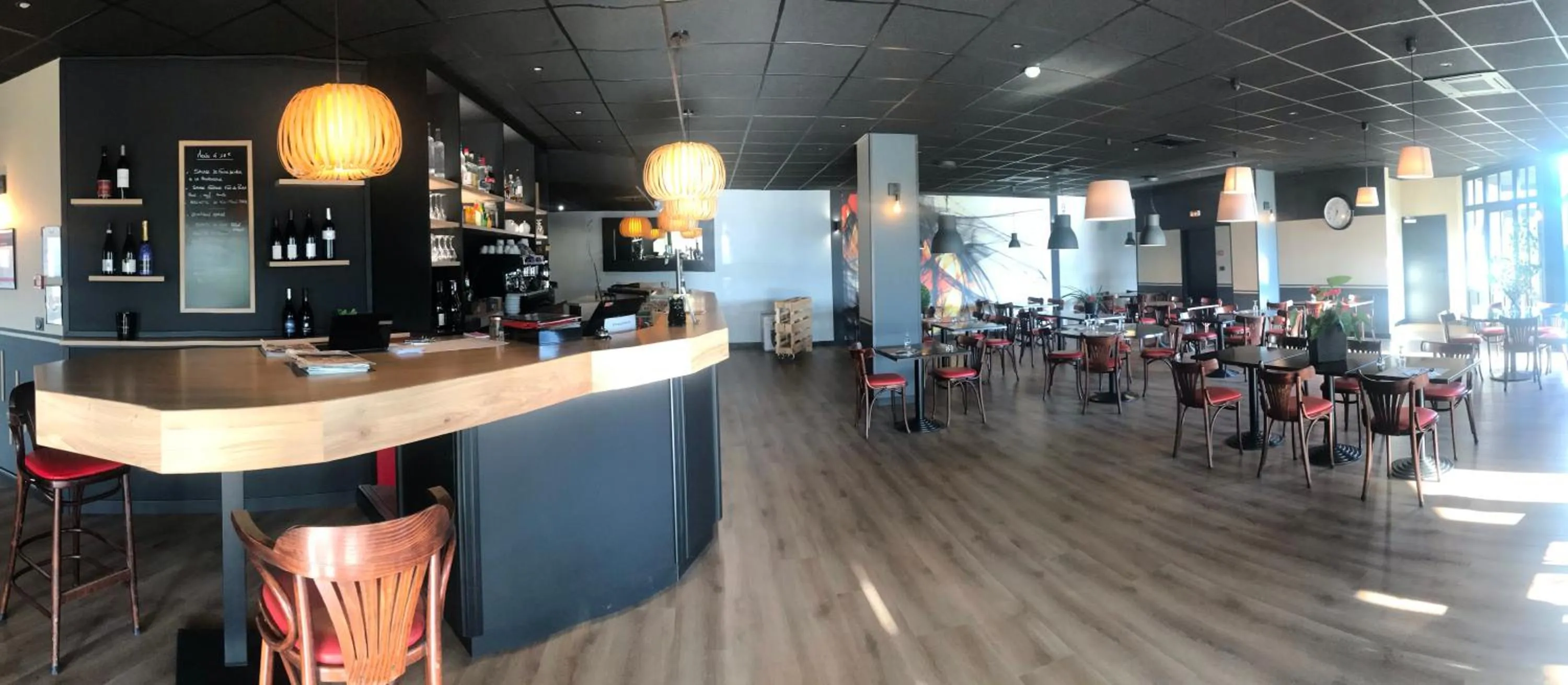 Restaurant/places to eat in Fasthotel L'Eldorado