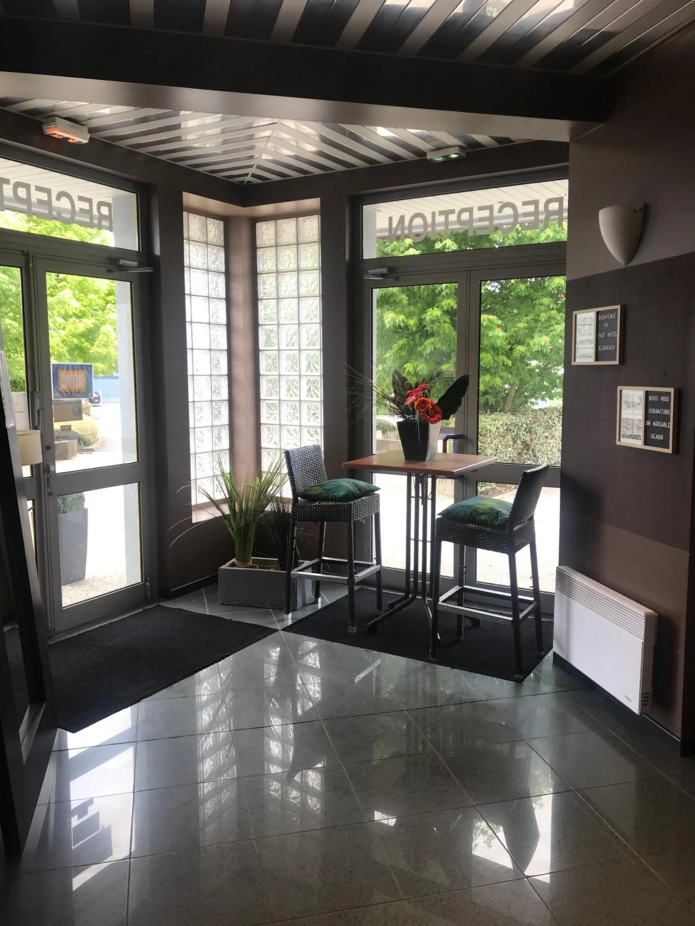 Lobby or reception in Fasthotel L'Eldorado