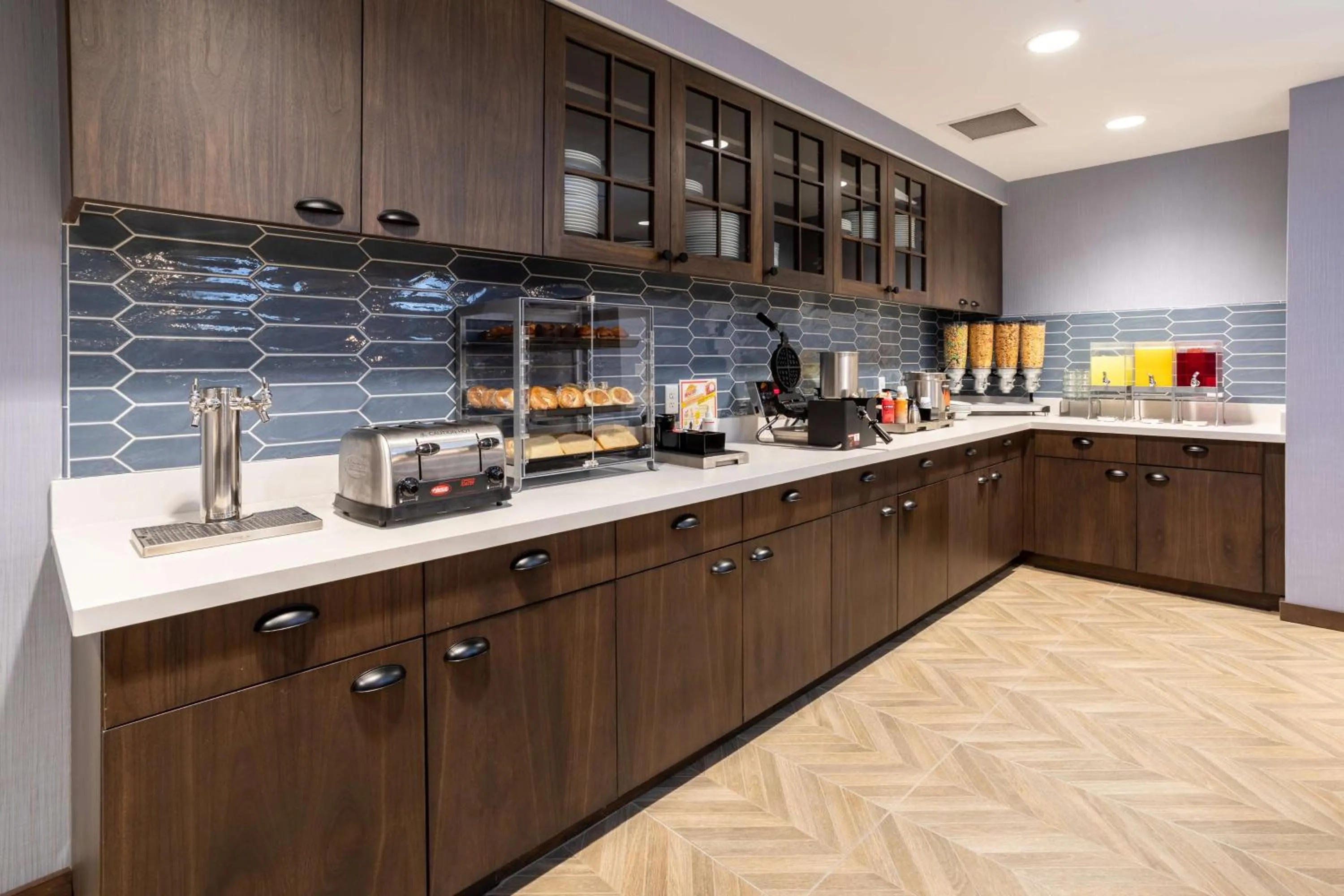 Breakfast in Homewood Suites By Hilton Albuquerque Downtown