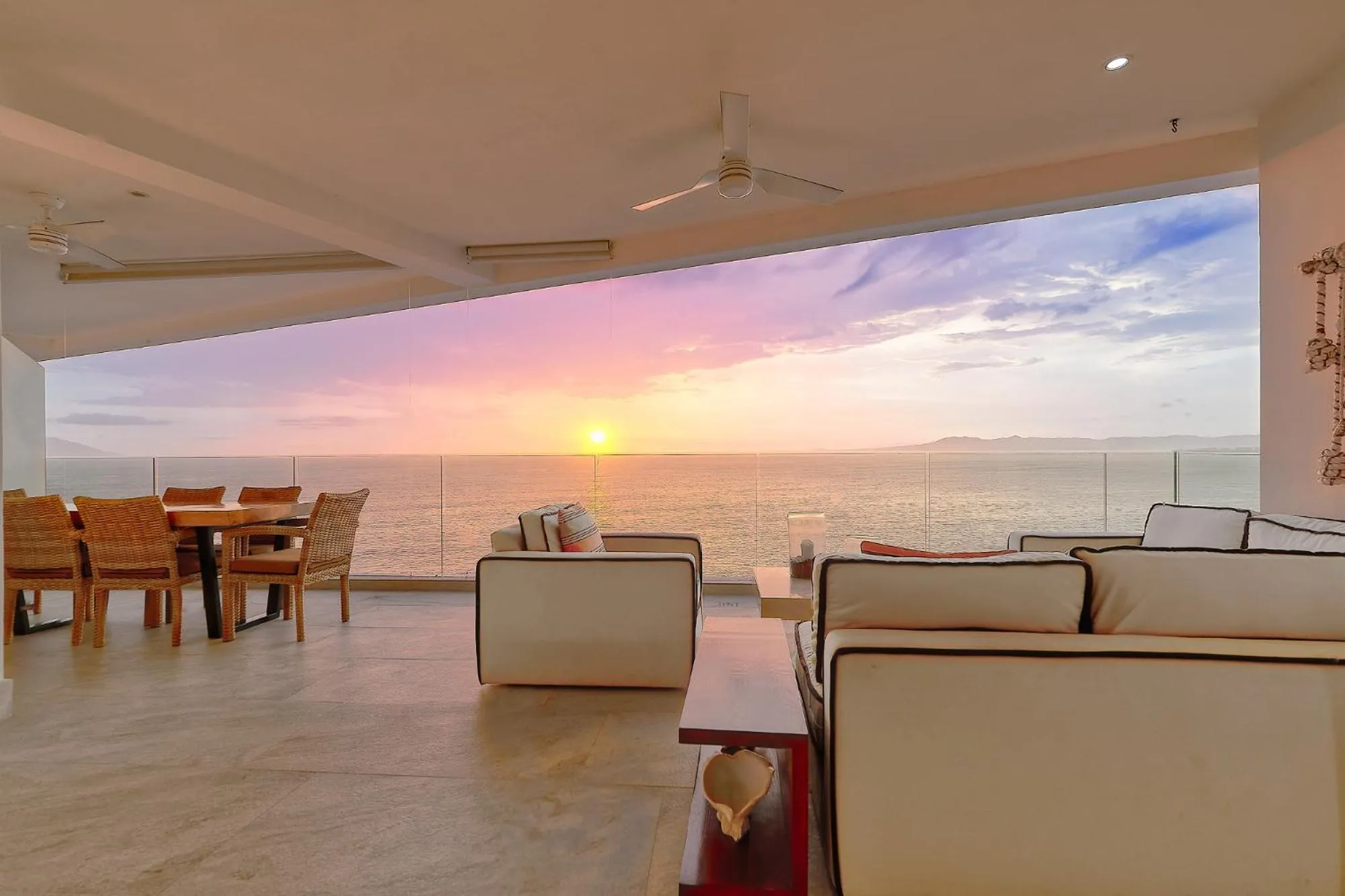 Balcony/Terrace in Maxwell Residences at Indah