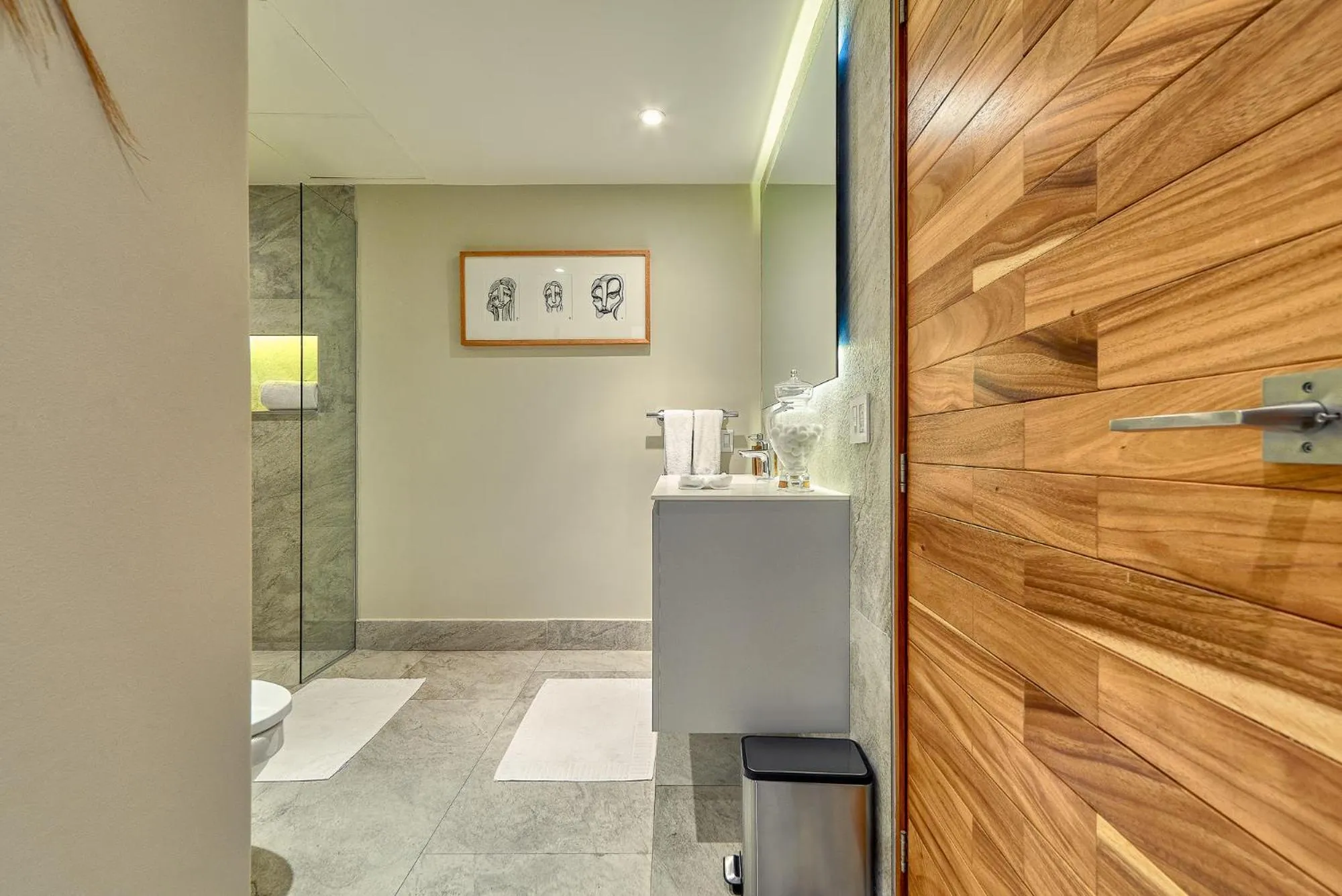 Bathroom in Maxwell Residences at Indah