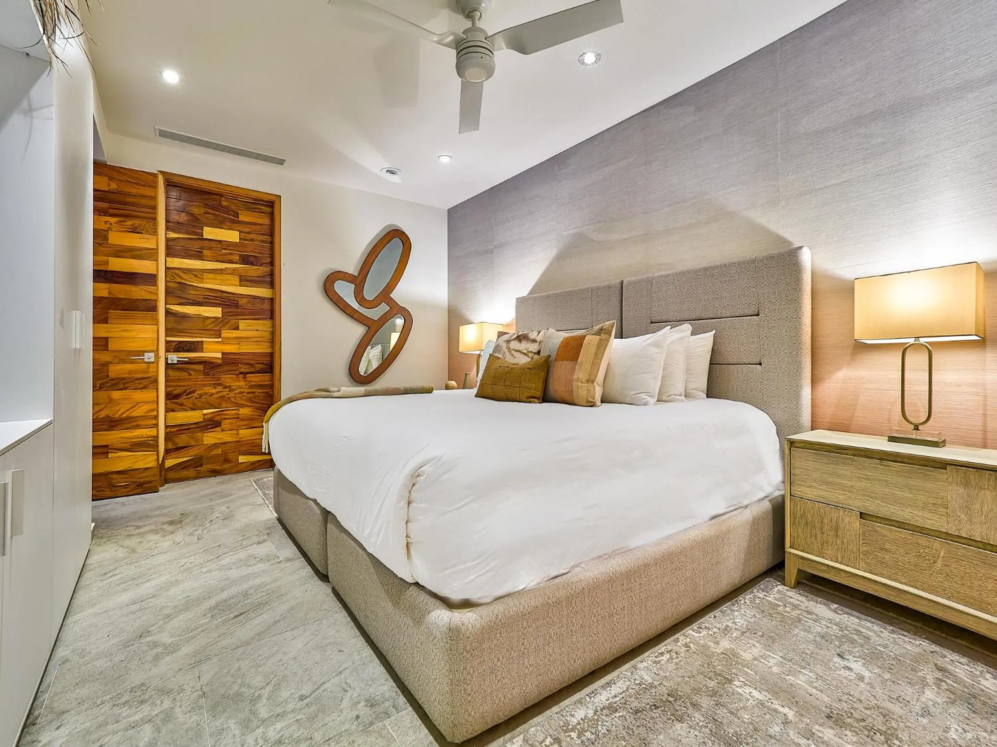 Photo of the whole room, Bed in Maxwell Residences at Indah