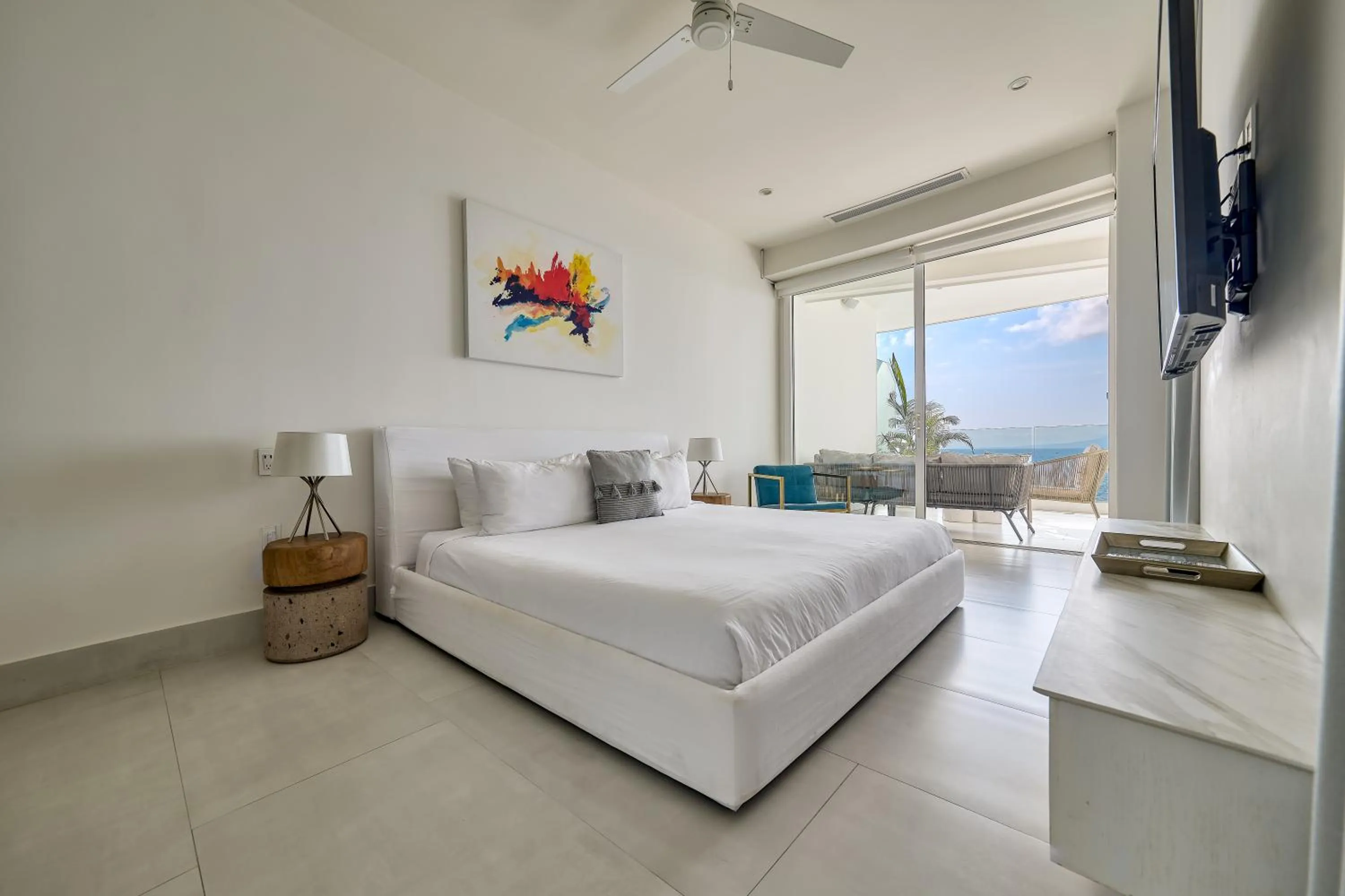 Photo of the whole room, Bed in Maxwell Residences at Indah