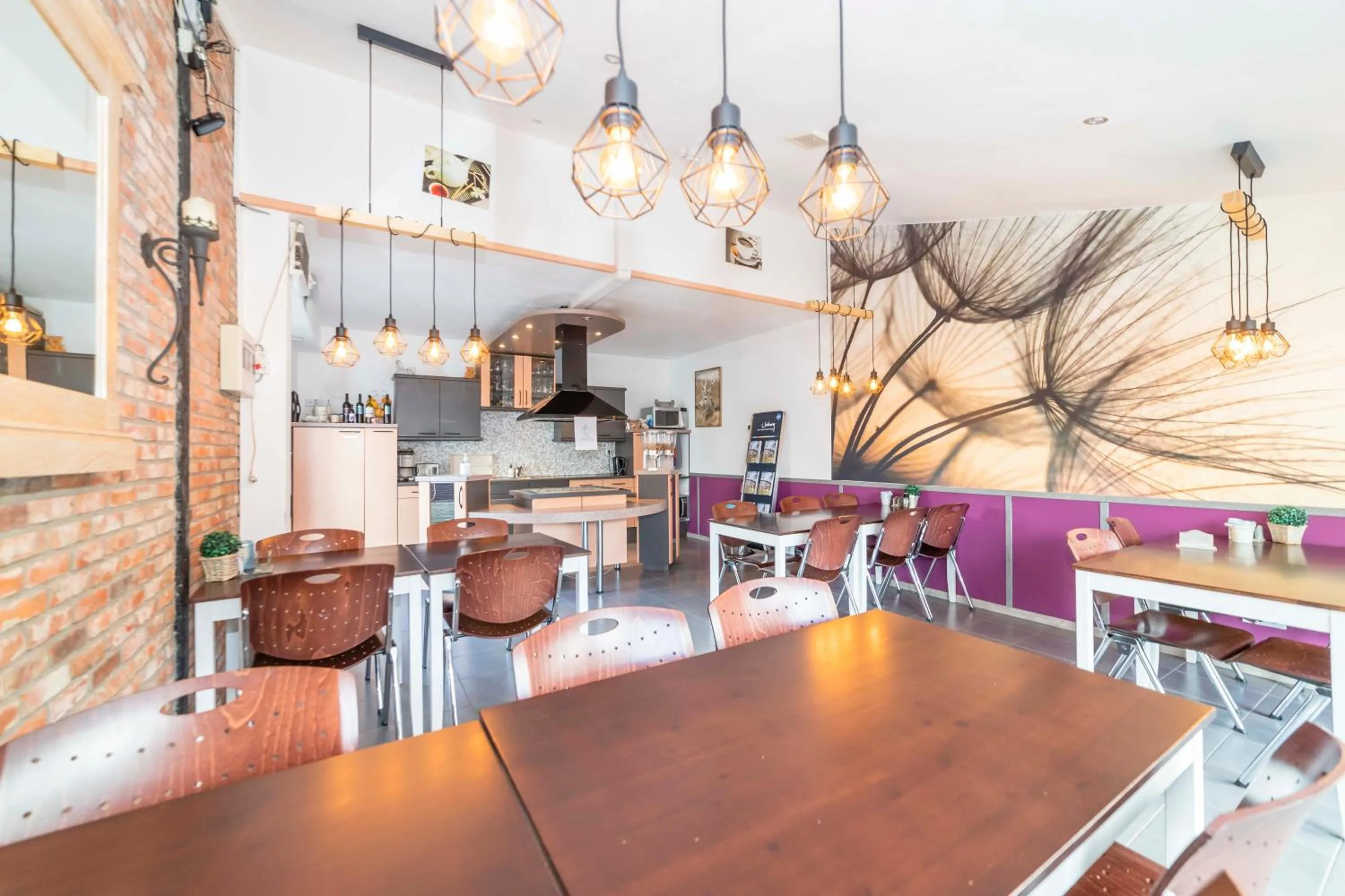 Communal kitchen in B&B De Kroonhoeve