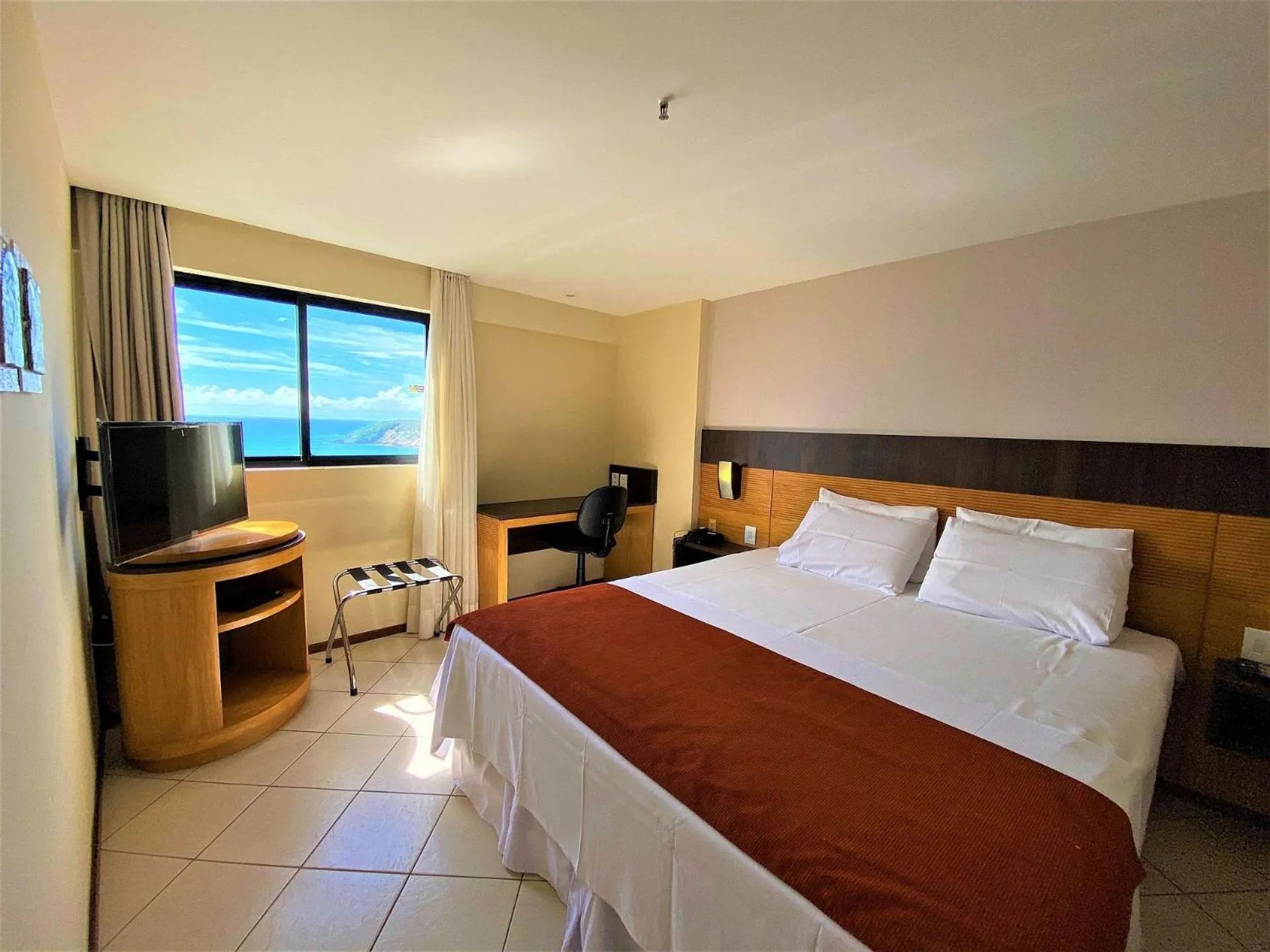 Photo of the whole room in Natal Plaza #1202 - Suíte Vista Mar por Carpediem