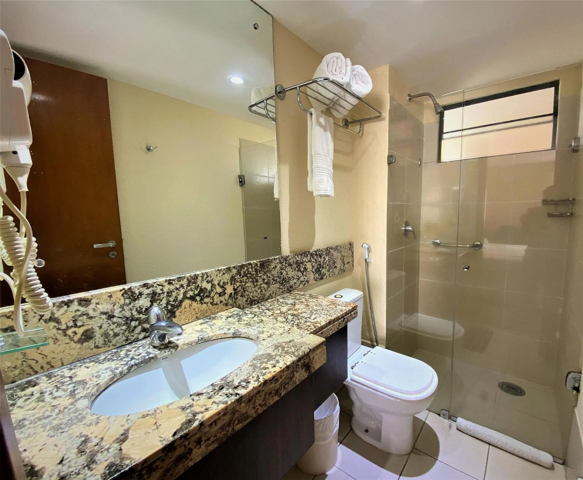 Toilet in Natal Plaza #1202 - Suíte Vista Mar por Carpediem