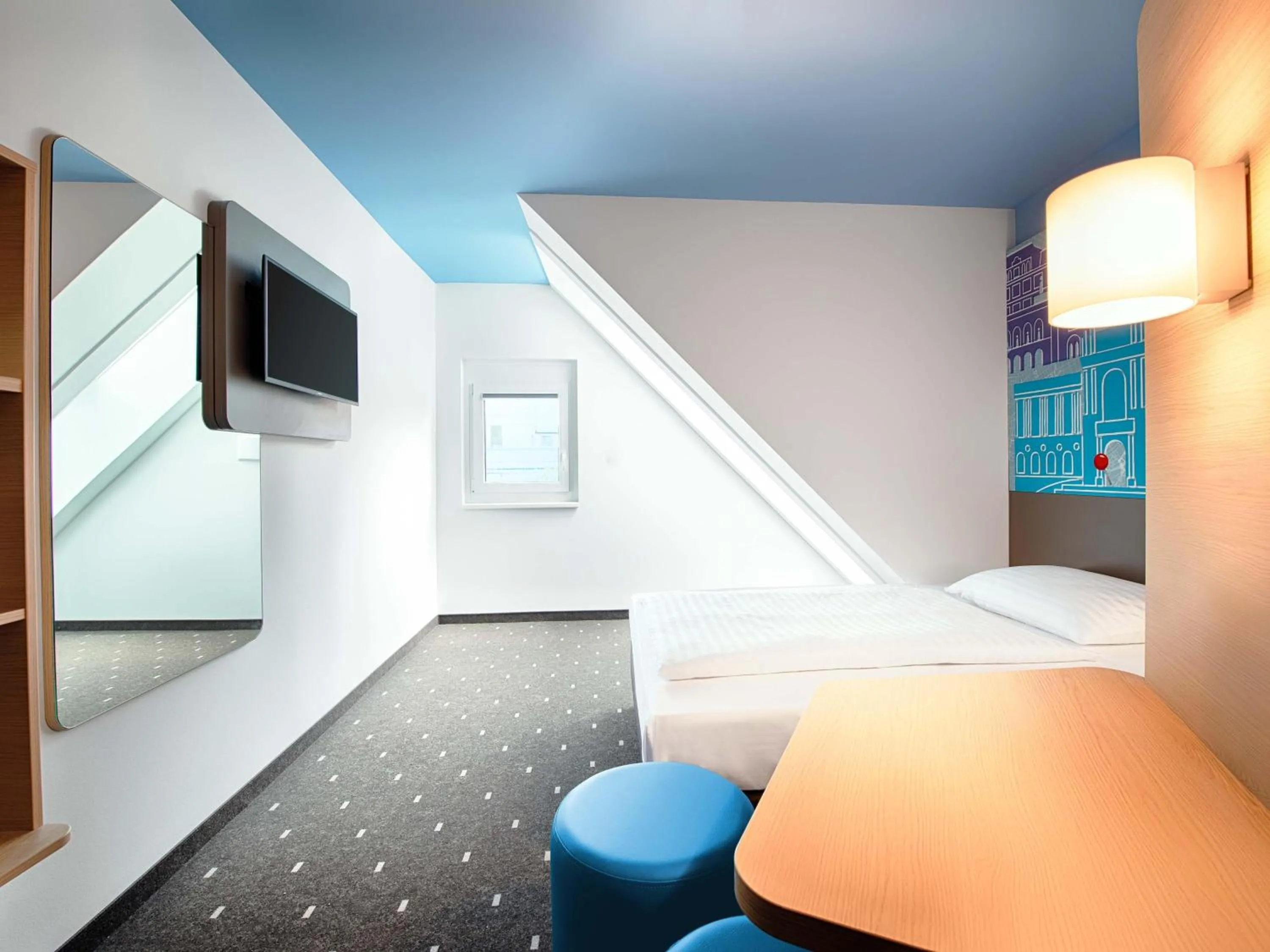 Photo of the whole room, Bed in B&B Hotel Wien-Meidling