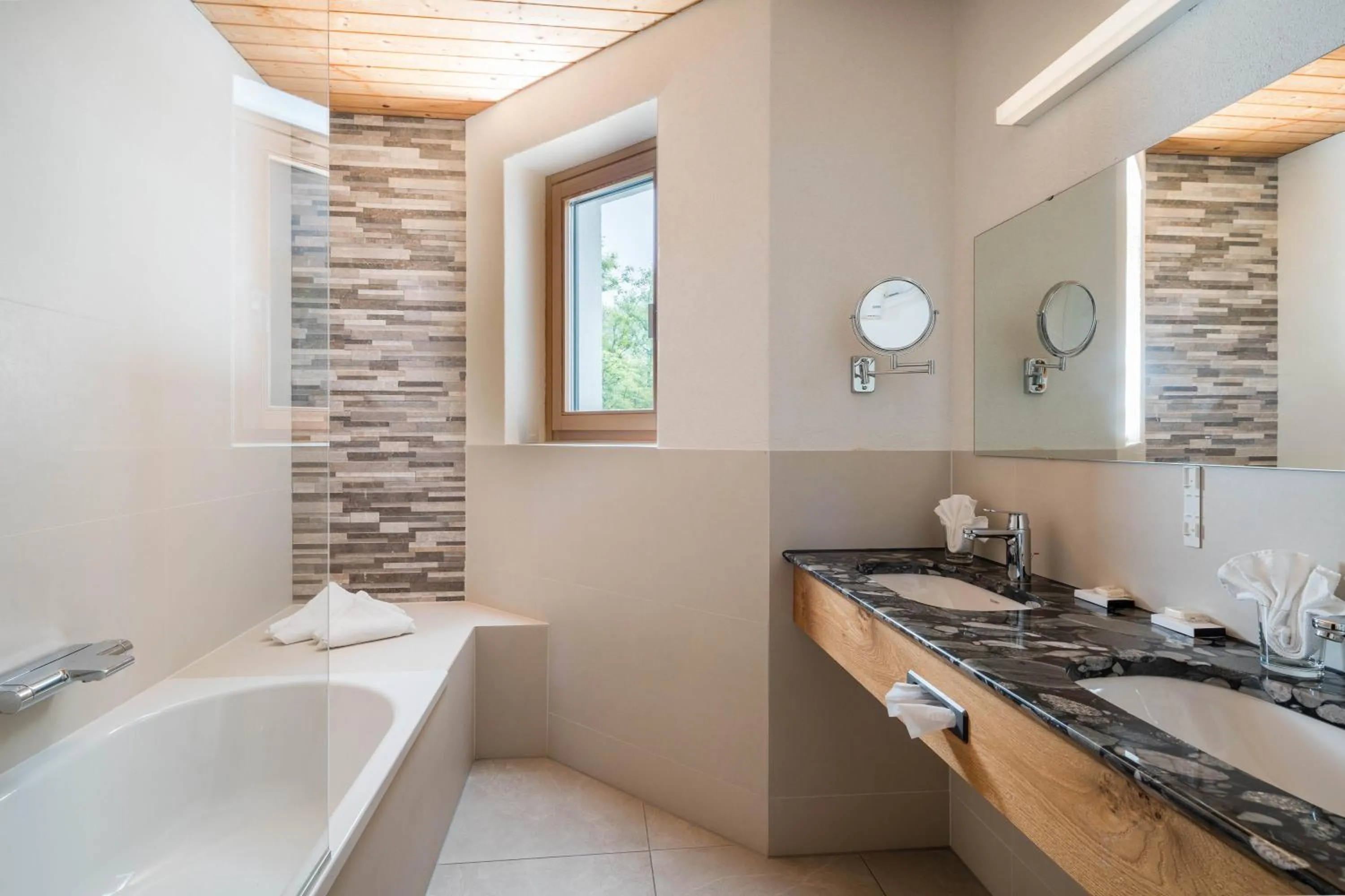 Bathroom in Hotel NockResort