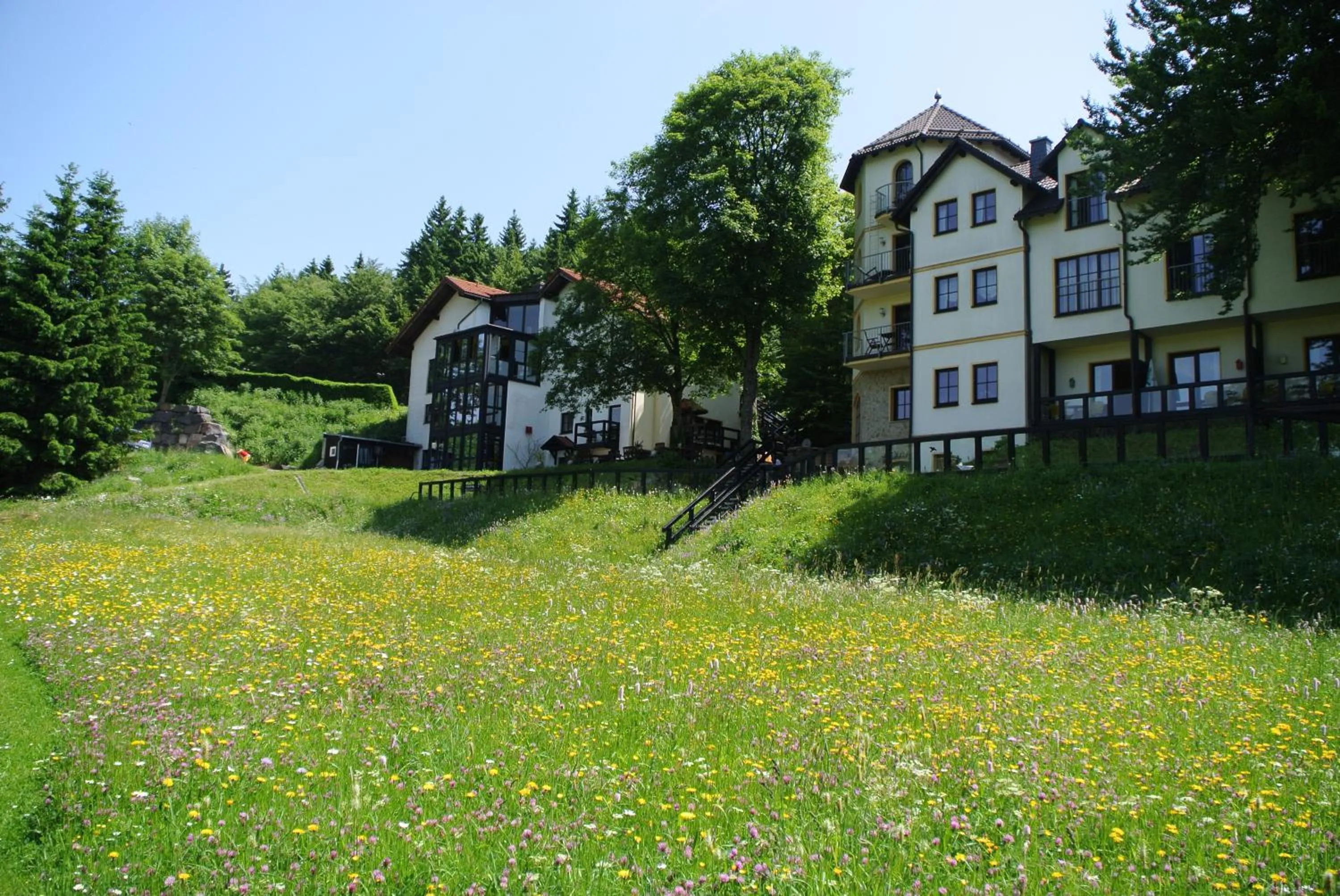 Facade/entrance in Gastinger Hotel-Restaurant