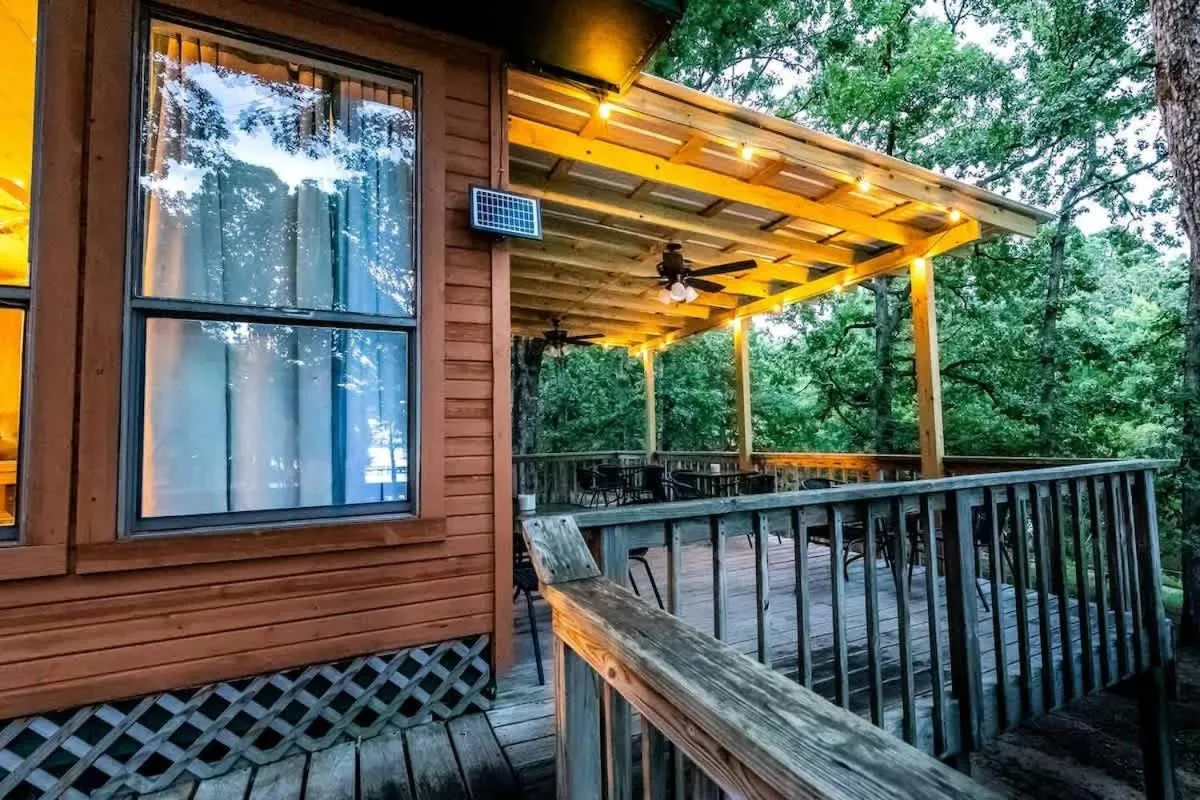 Lakefront 3BR with Bunkhouse and Kayaks, Rowboat Included