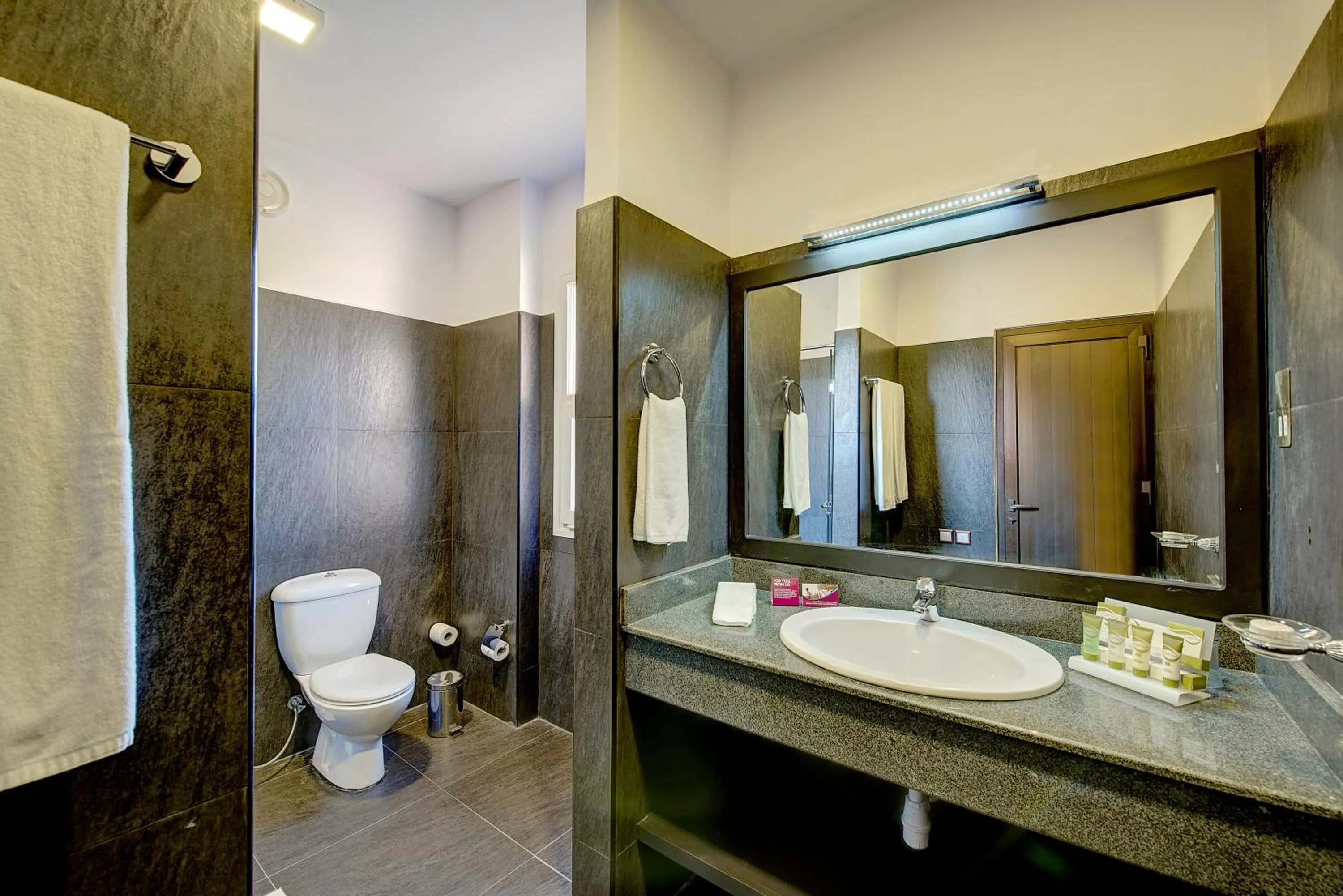 Bathroom in Crowne Plaza Resort Salalah by IHG