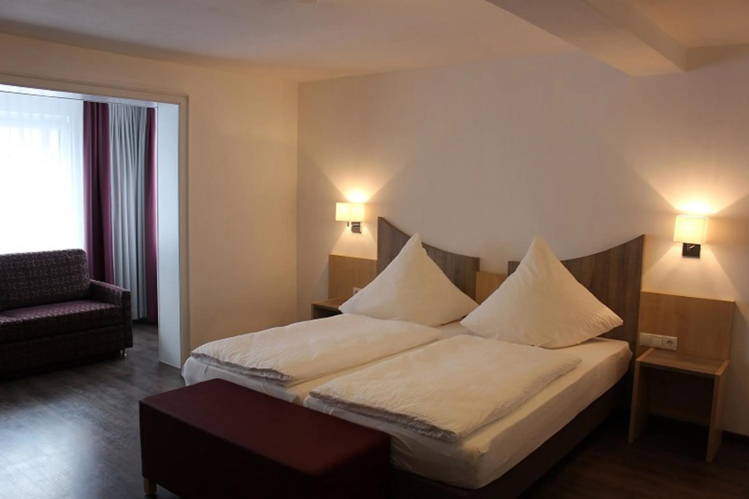 Bed in Hotel-Gasthaus-Kraft