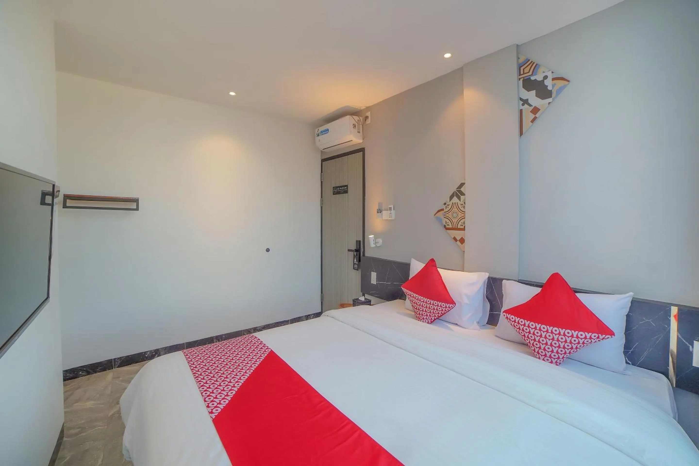 Bedroom, Bed in Capital O 90447 Kardopa Hotel Megapark