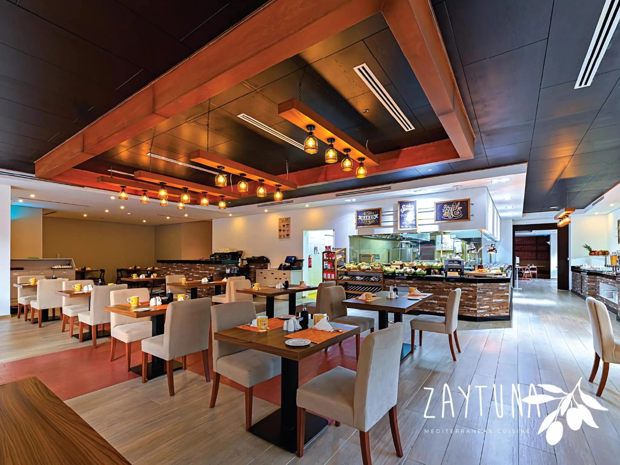 Restaurant/places to eat in Asma Hotel Al Barsha