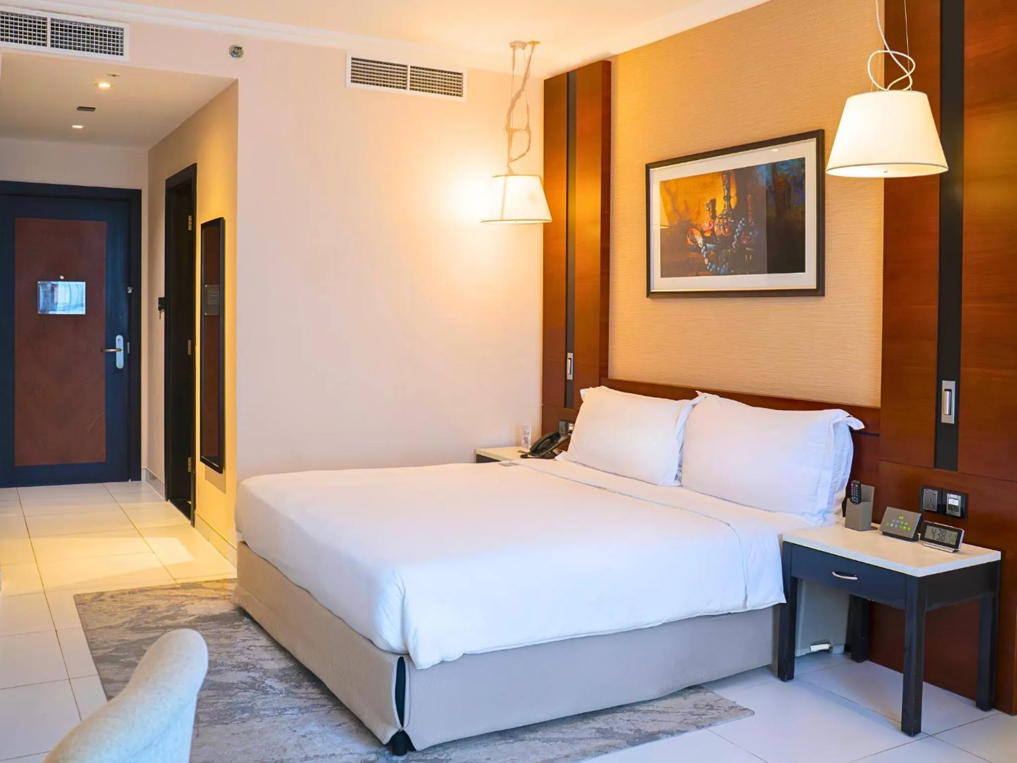 Breakfast, Bed in Asma Hotel Al Barsha