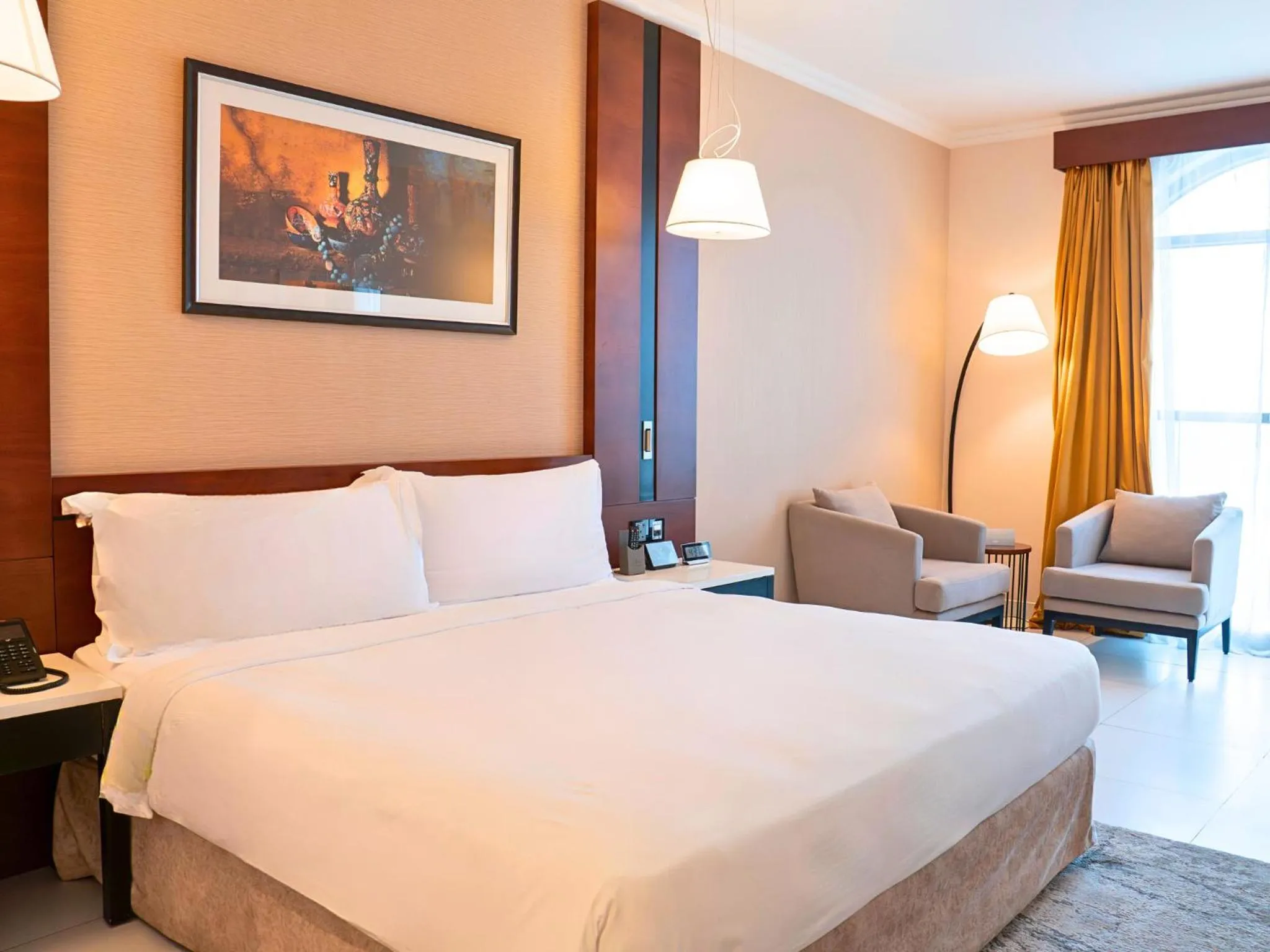 Breakfast, Bed in Asma Hotel Al Barsha