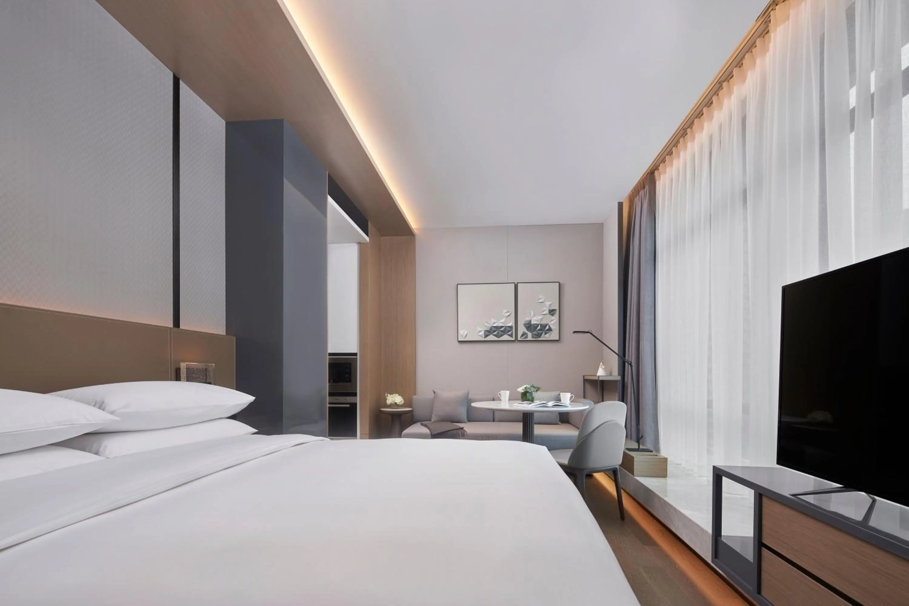 Photo of the whole room, Bed in The Meixi Lake, Changsha Marriott Executive Apartments