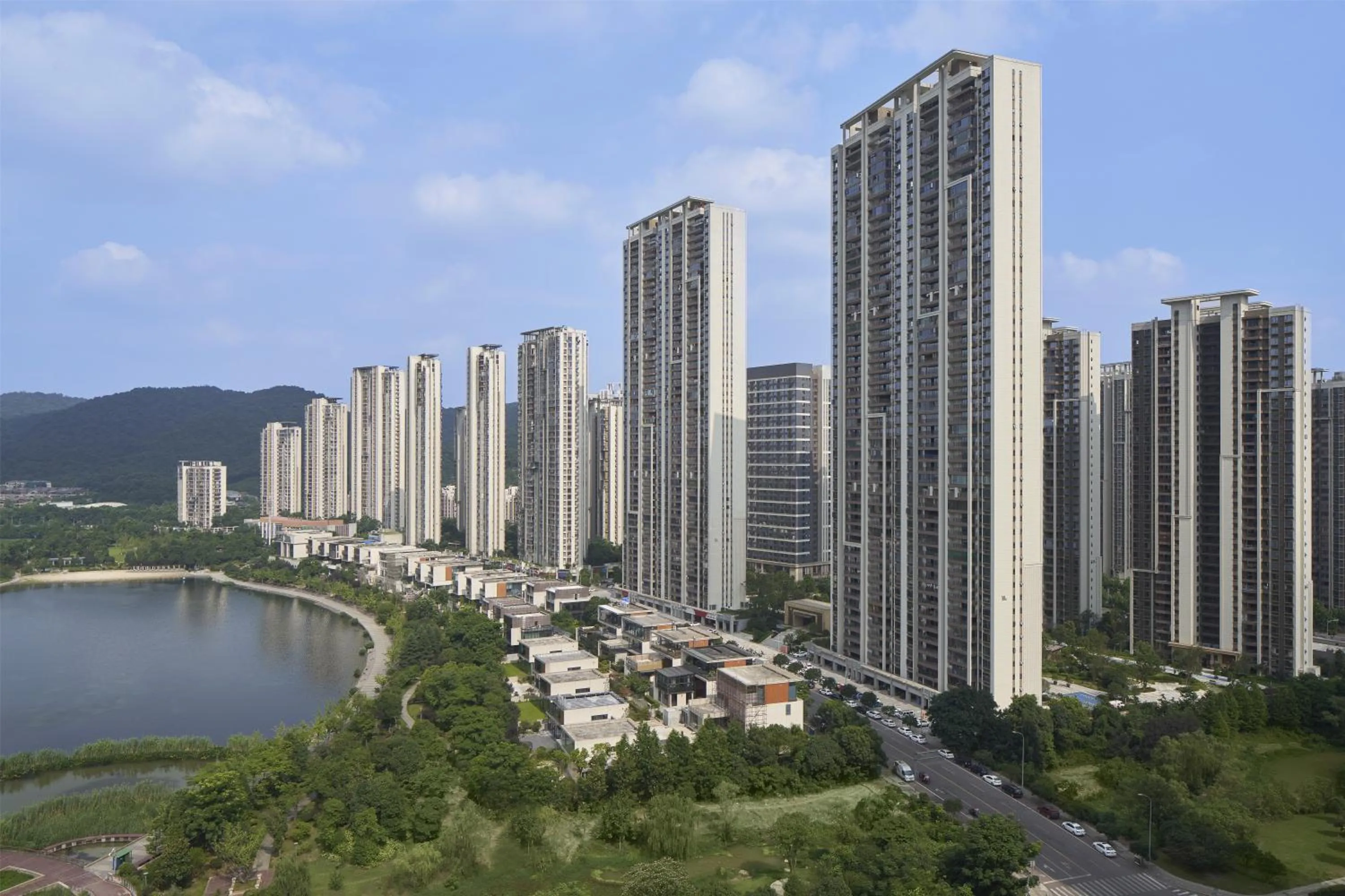 City view in The Meixi Lake, Changsha Marriott Executive Apartments