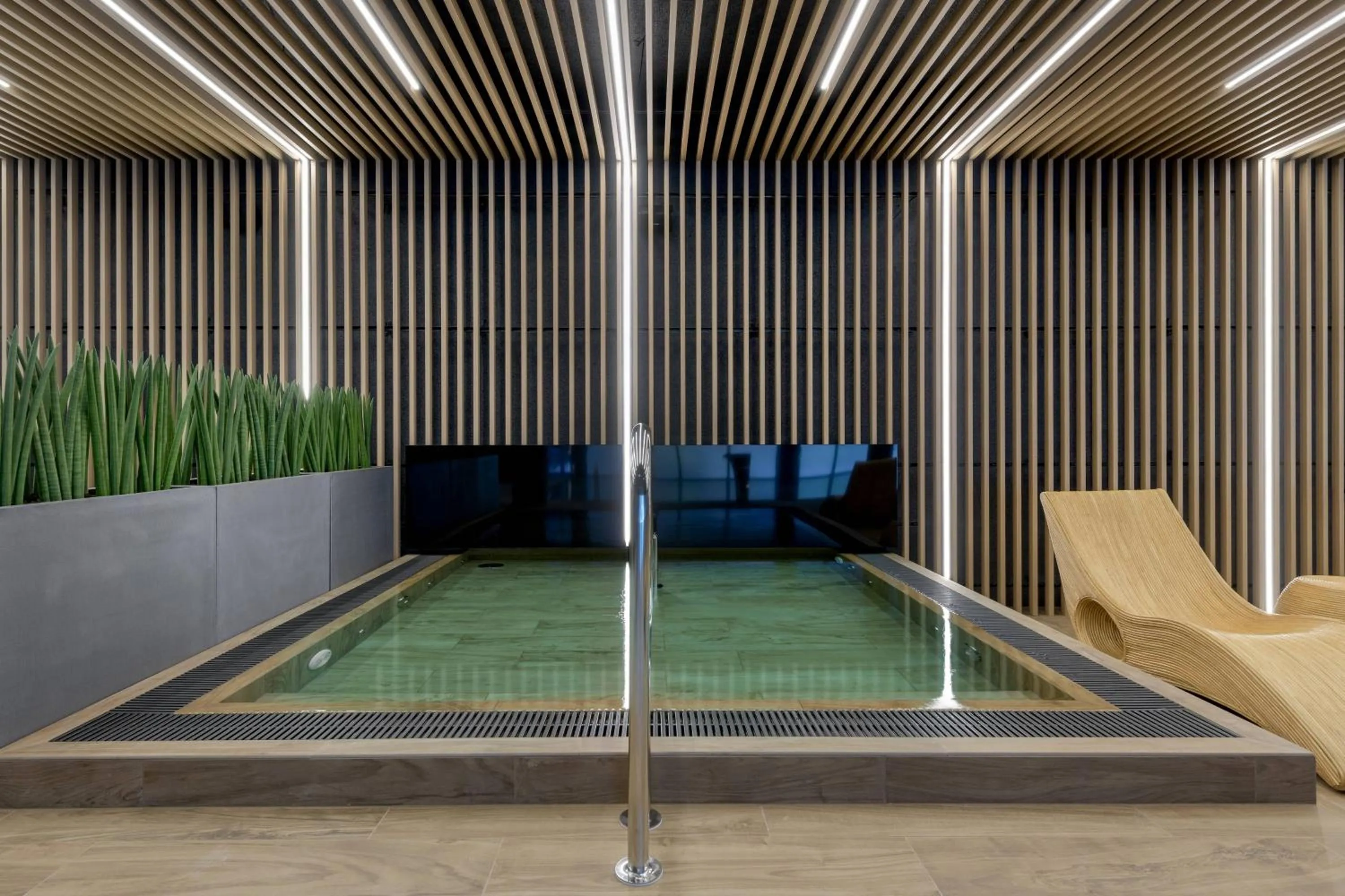Swimming pool in AC Hotel by Marriott Krakow