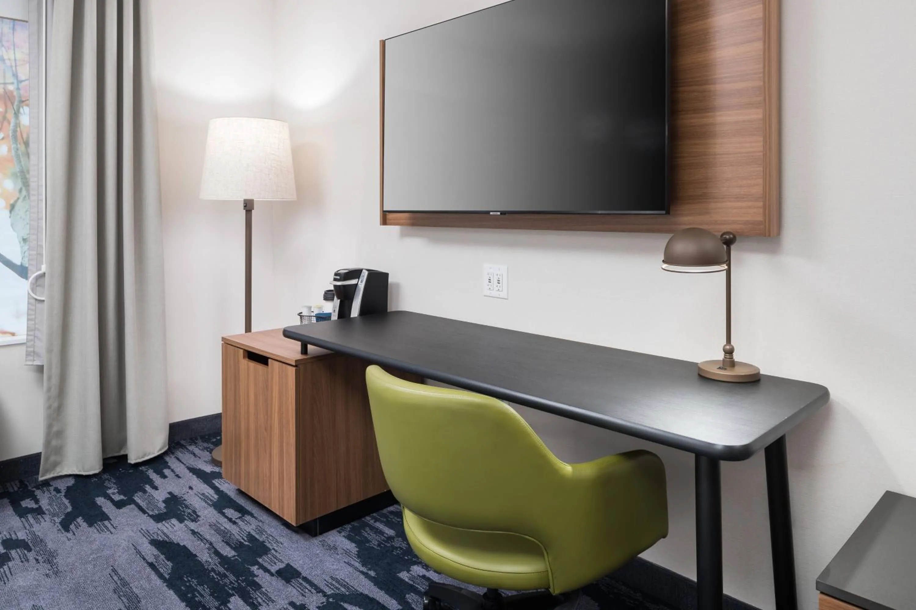 Photo of the whole room in Fairfield by Marriott Inn & Suites Savannah I-95 North