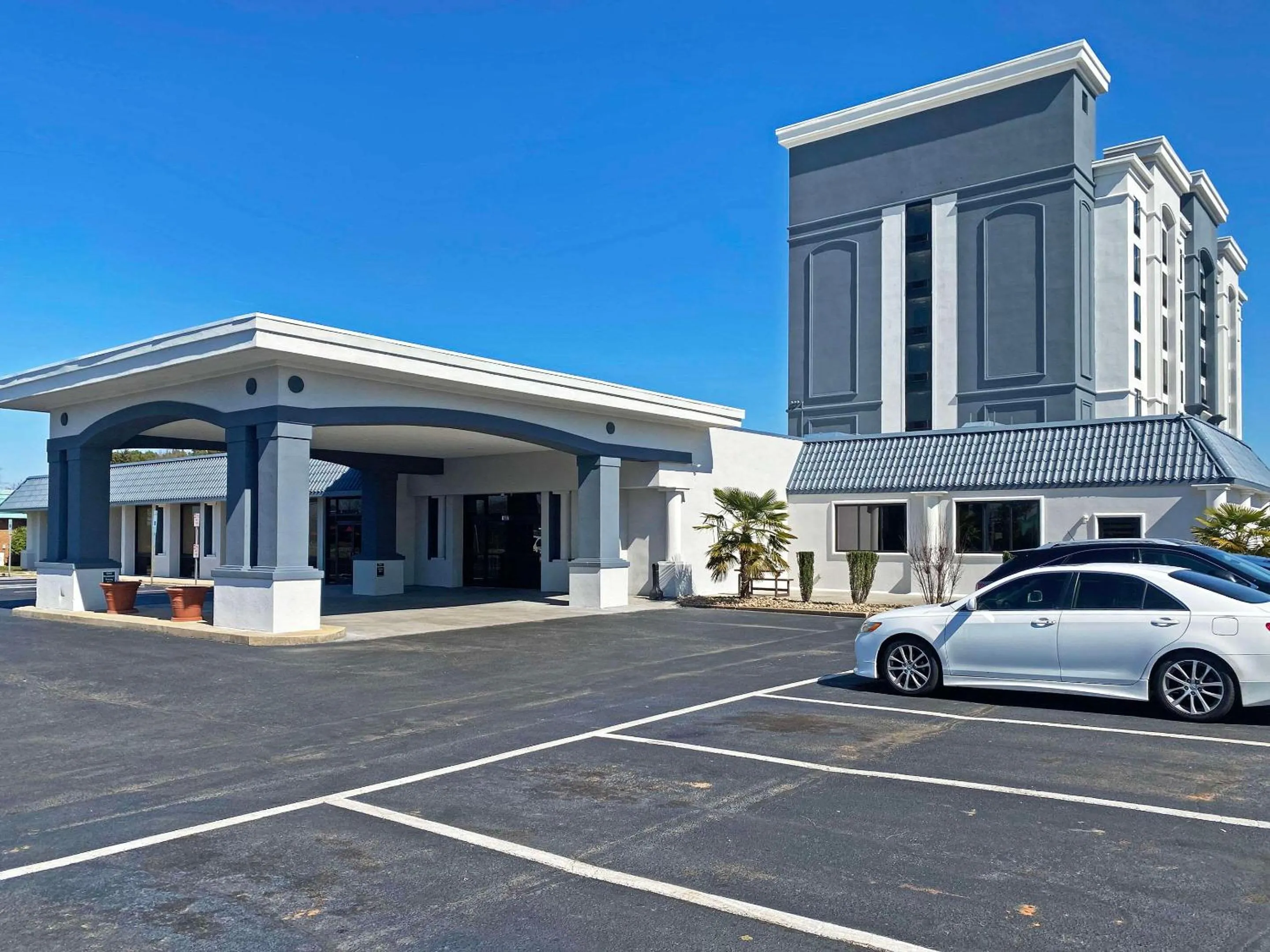 Property building in Comfort Inn Conover-Hickory