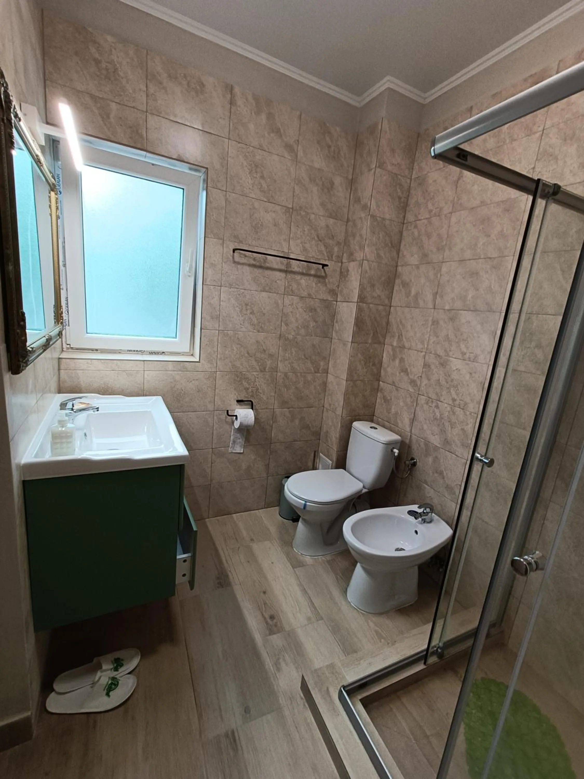 Shower in ElStefanino House