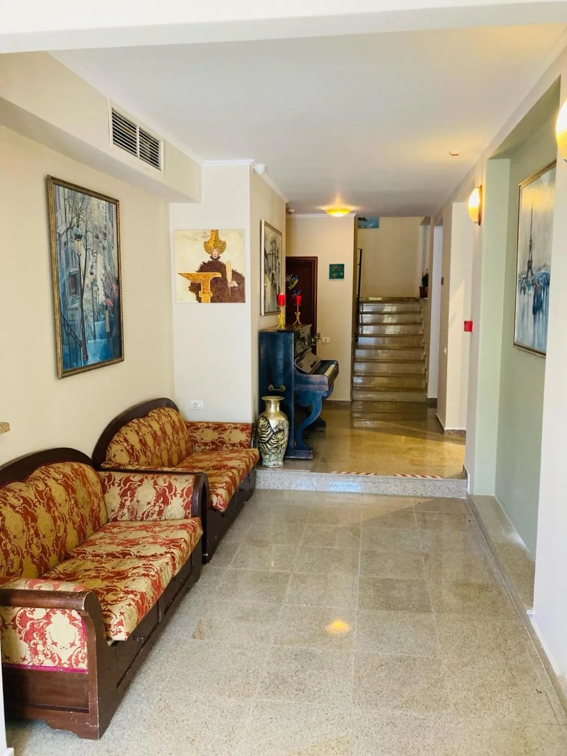 Property building in ElStefanino House