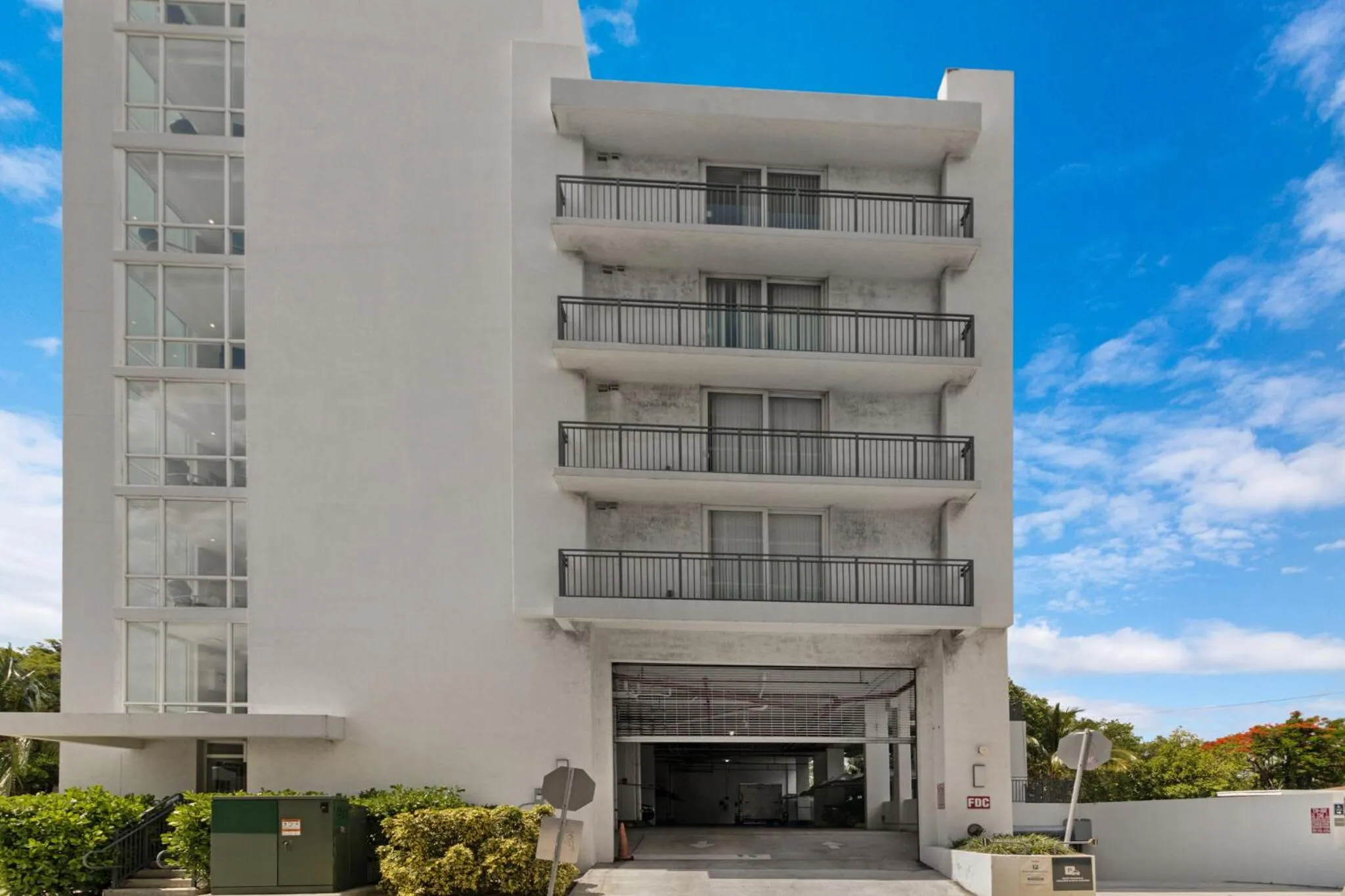 Property building in Roami at Grove 27