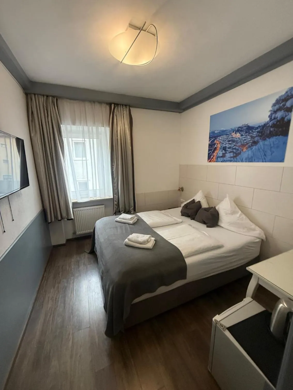 Photo of the whole room, Bed in Hotel Vogelweiderhof