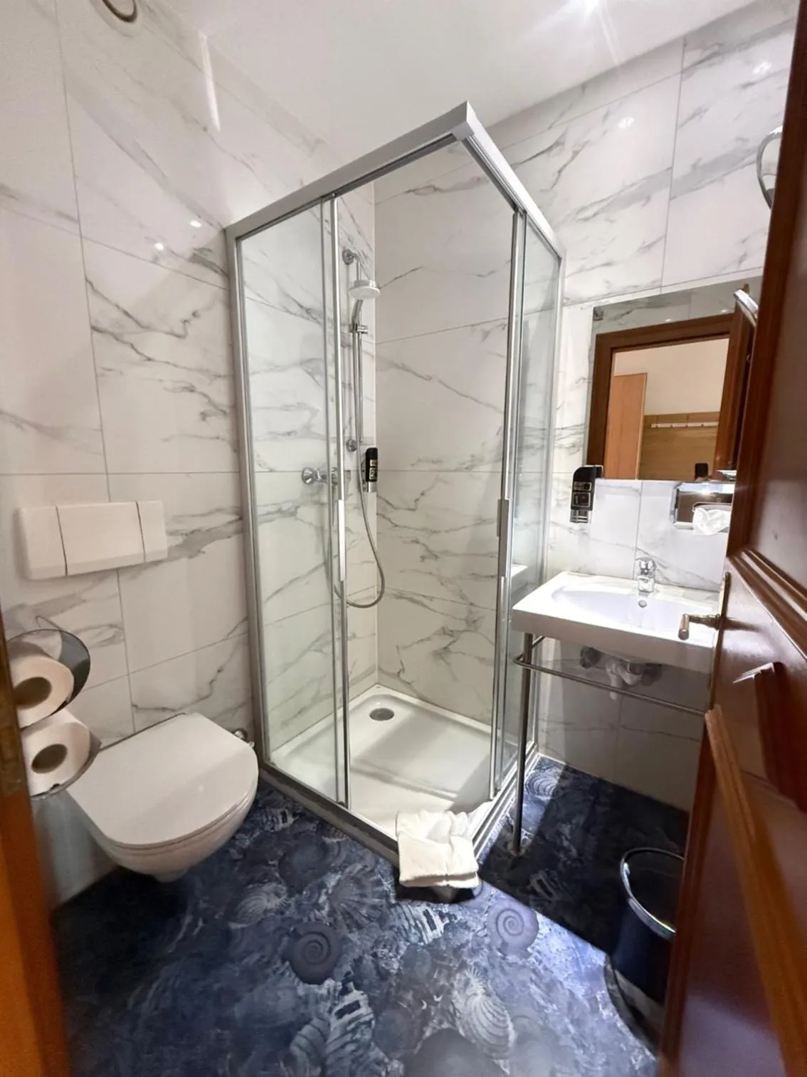 Shower in Hotel Vogelweiderhof