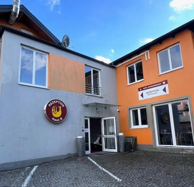 Property building in Hotel Vogelweiderhof