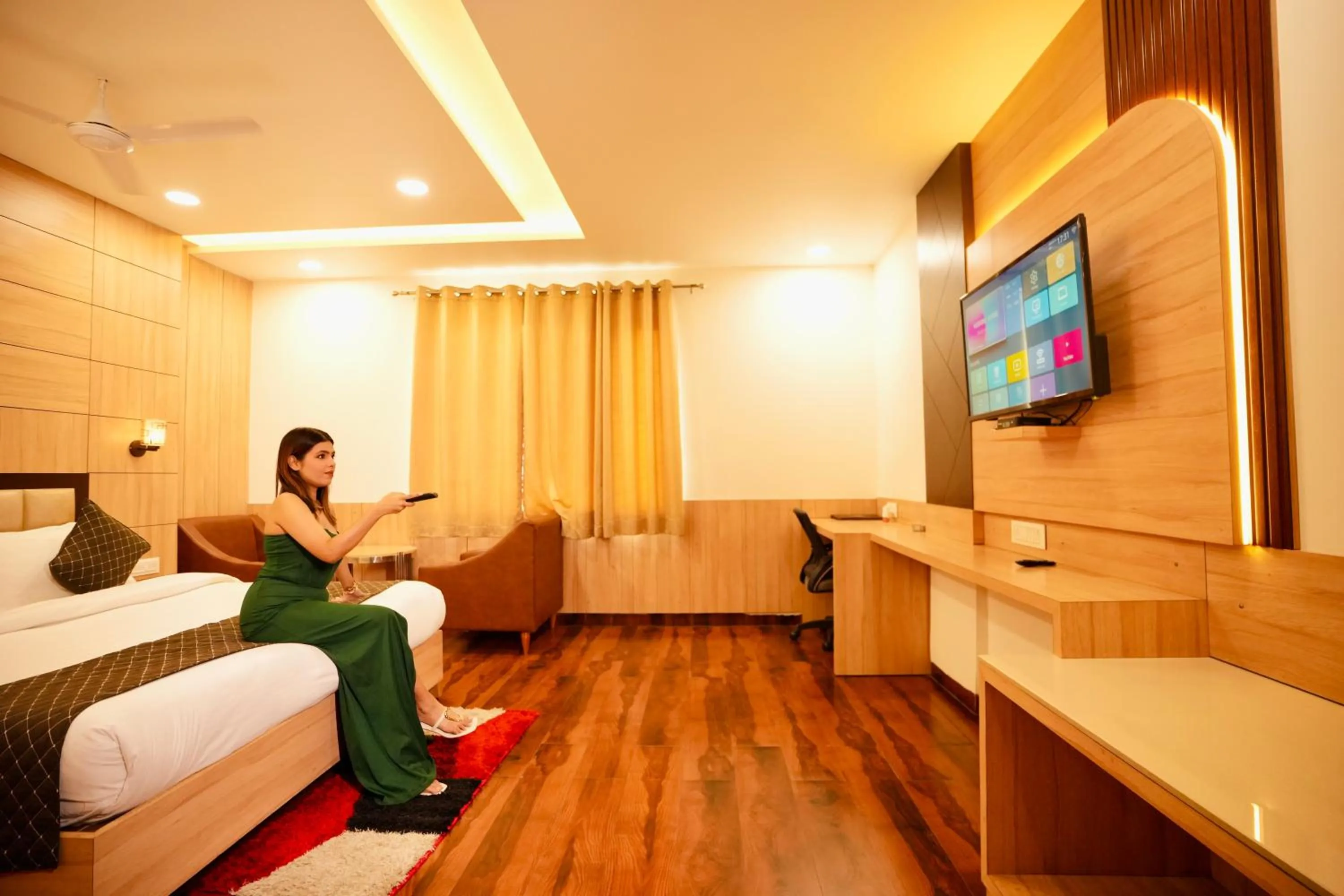 Bed in Hotel Pradeep Star Inn