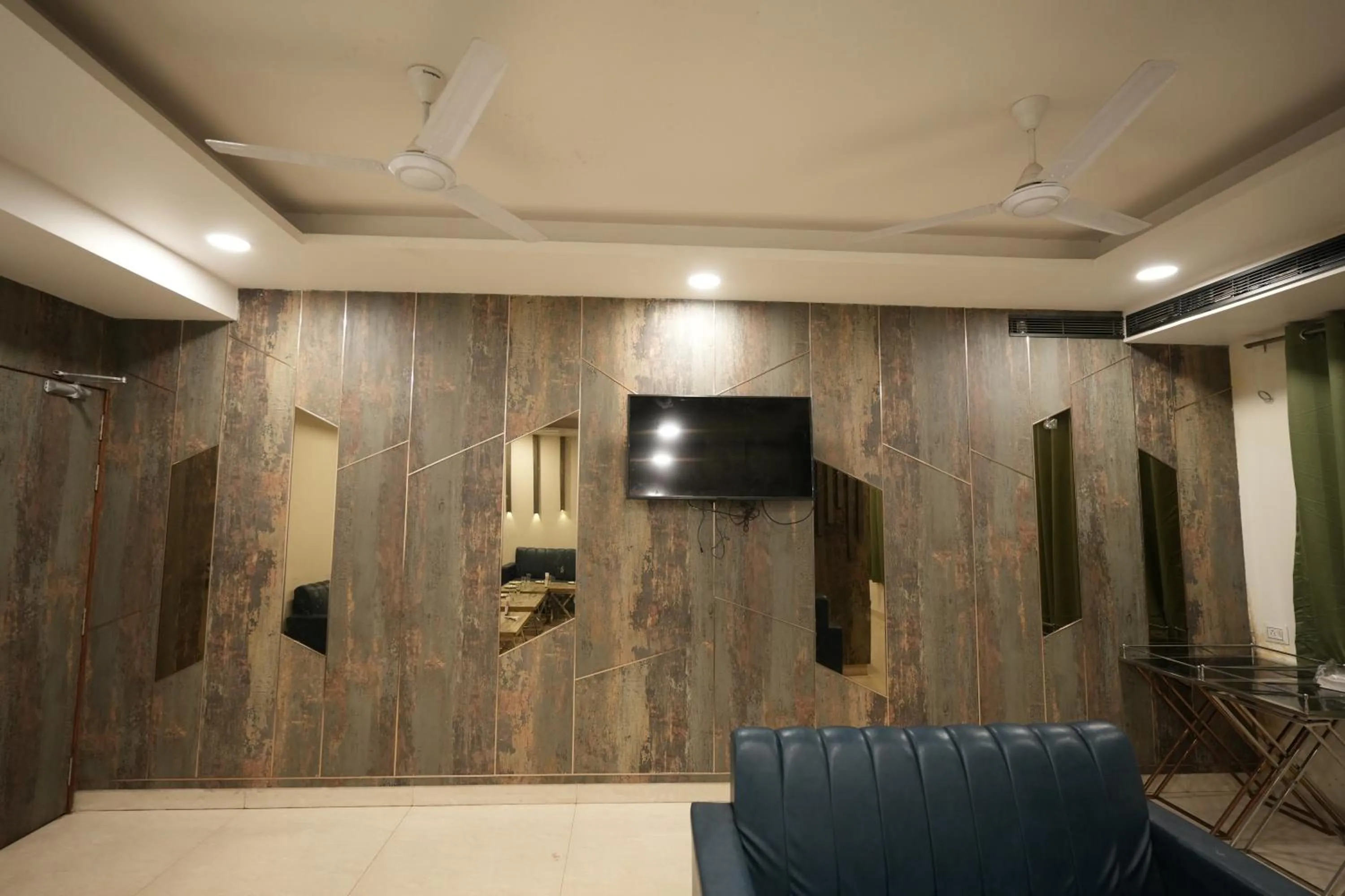 Hotel Pradeep Star Inn