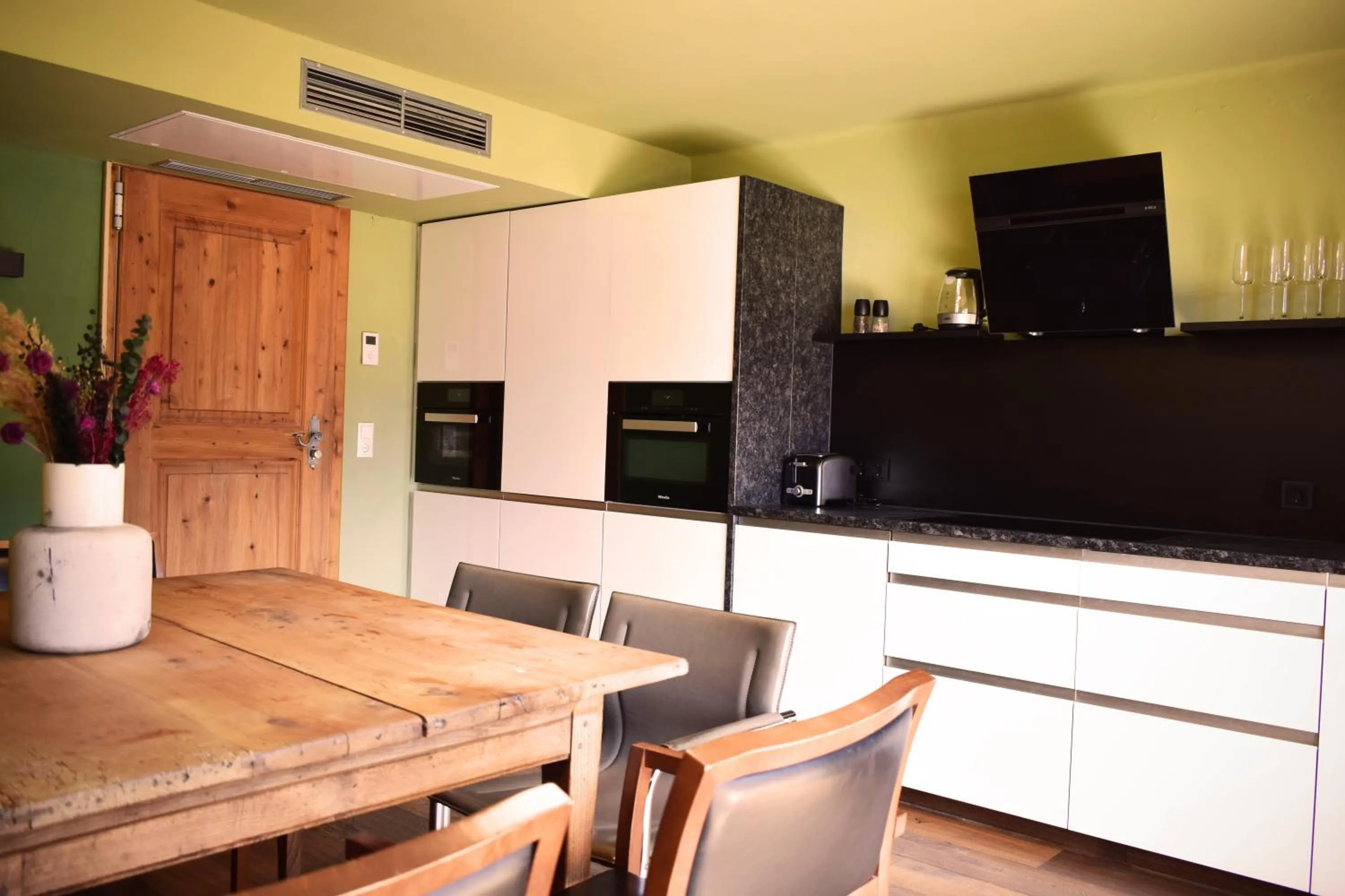 Kitchen or kitchenette in Seehotel Berau