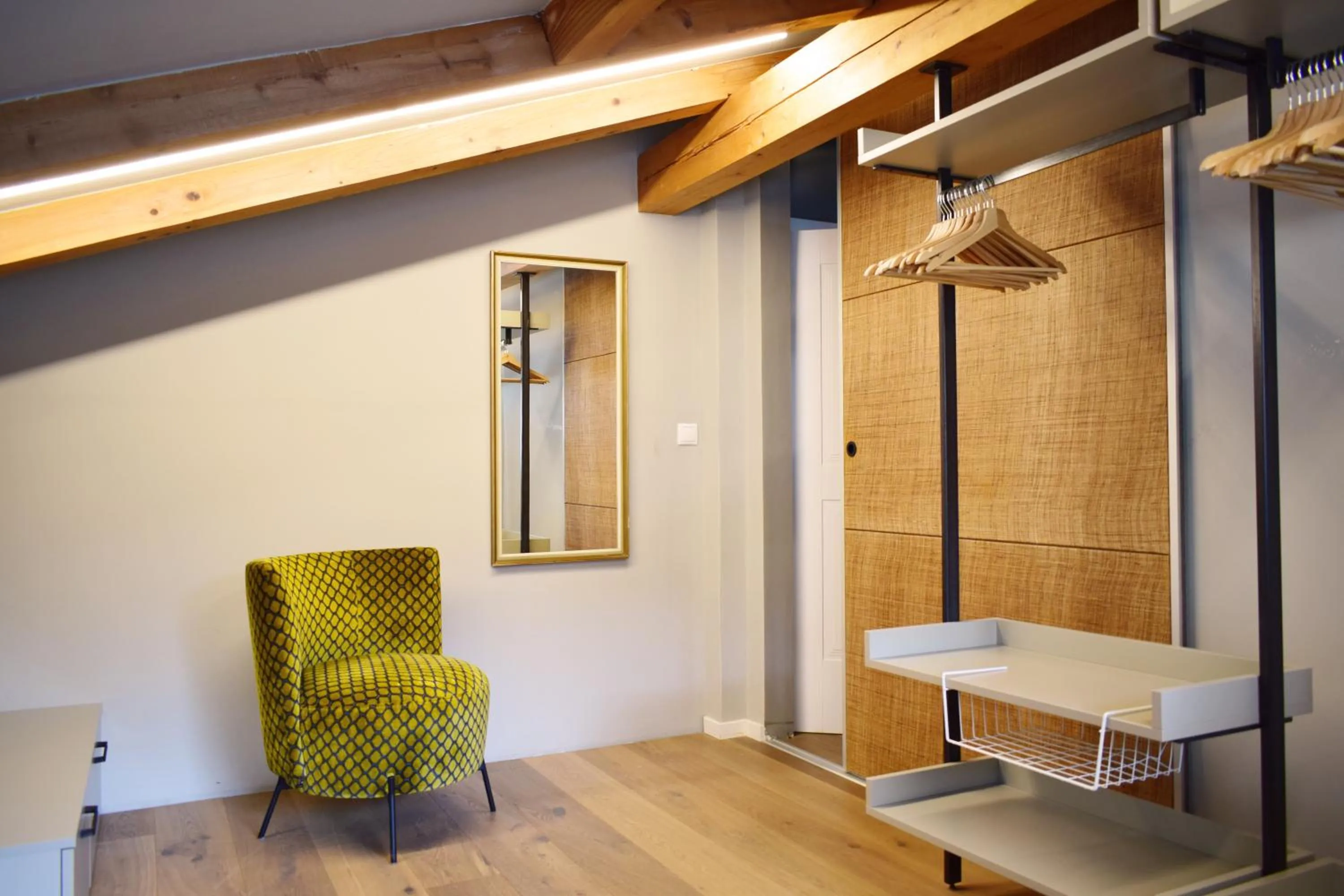 wardrobe in Seehotel Berau