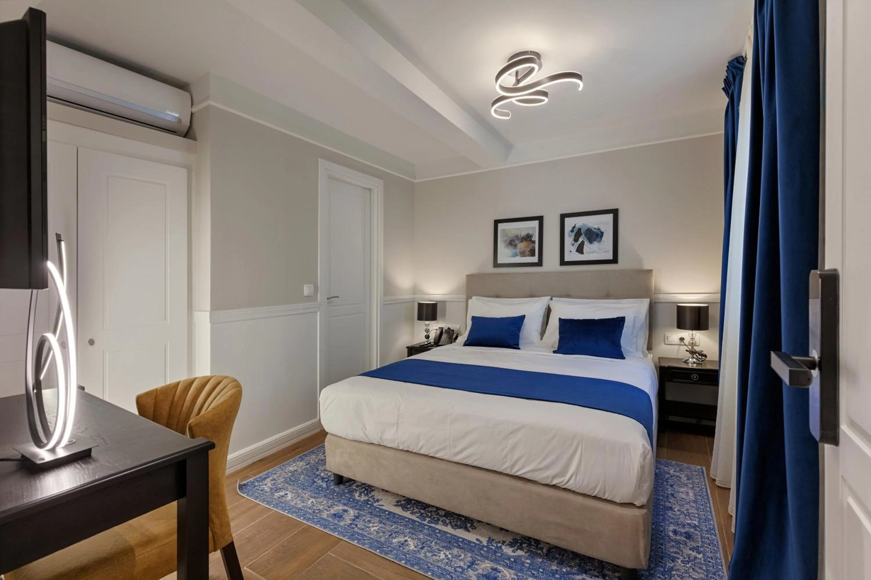 Photo of the whole room, Bed in Classic Hotel by Athens Prime Hotels