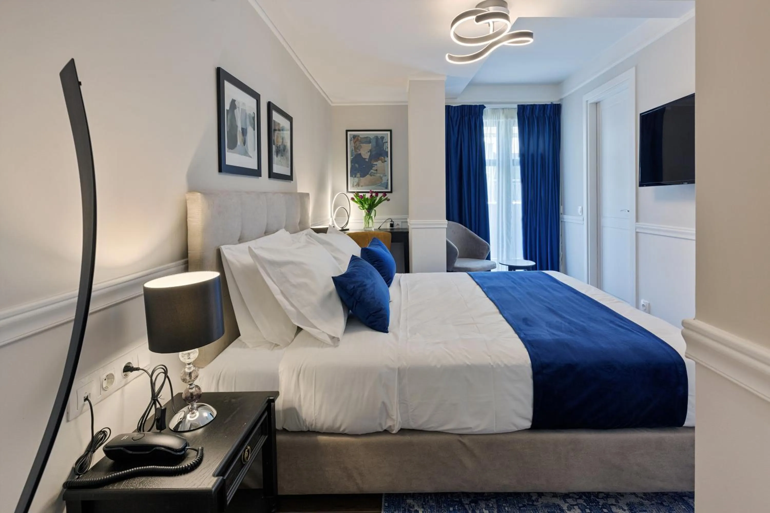 Bedroom, Bed in Classic Hotel by Athens Prime Hotels