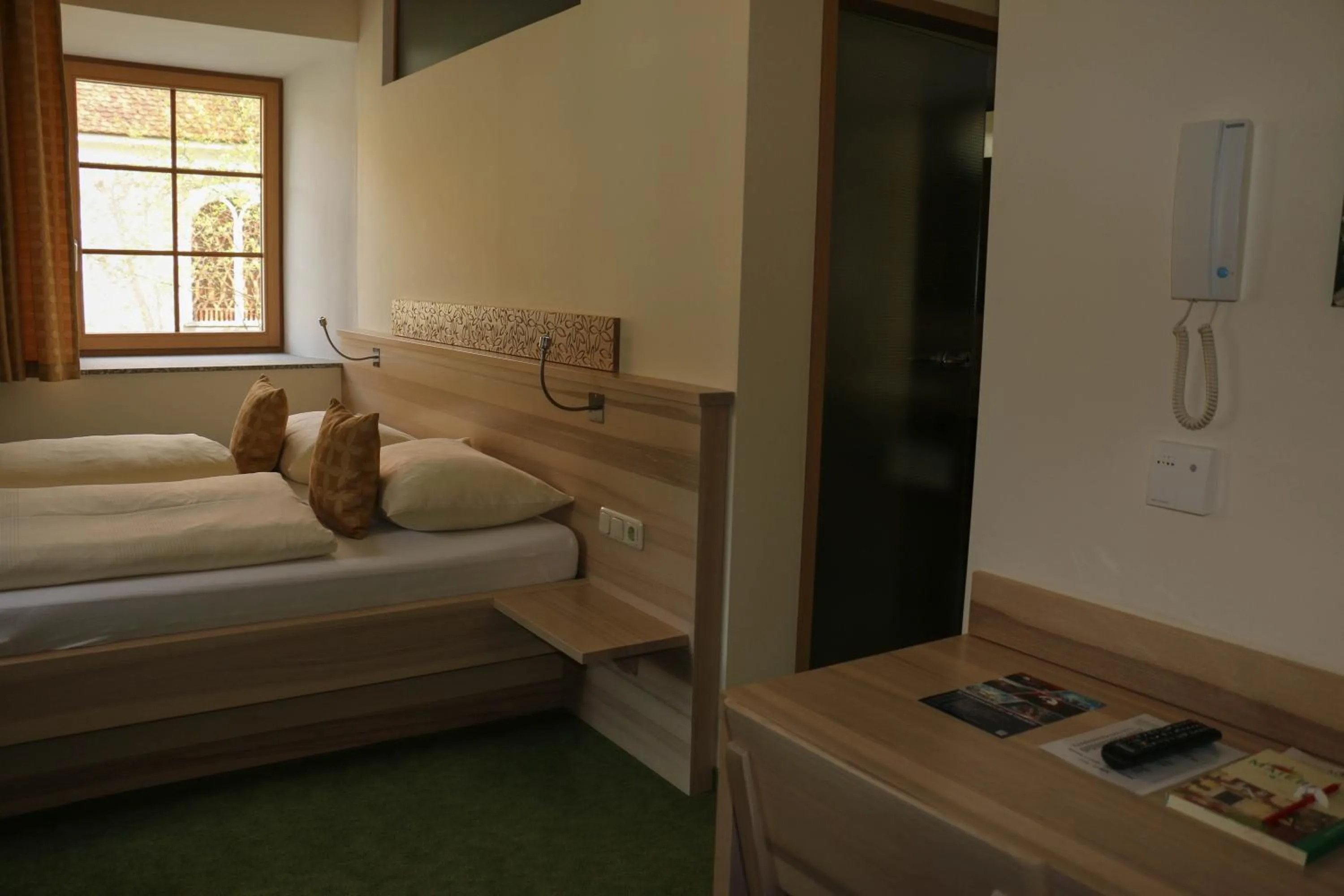 Photo of the whole room, Bed in Familiengasthof Maier