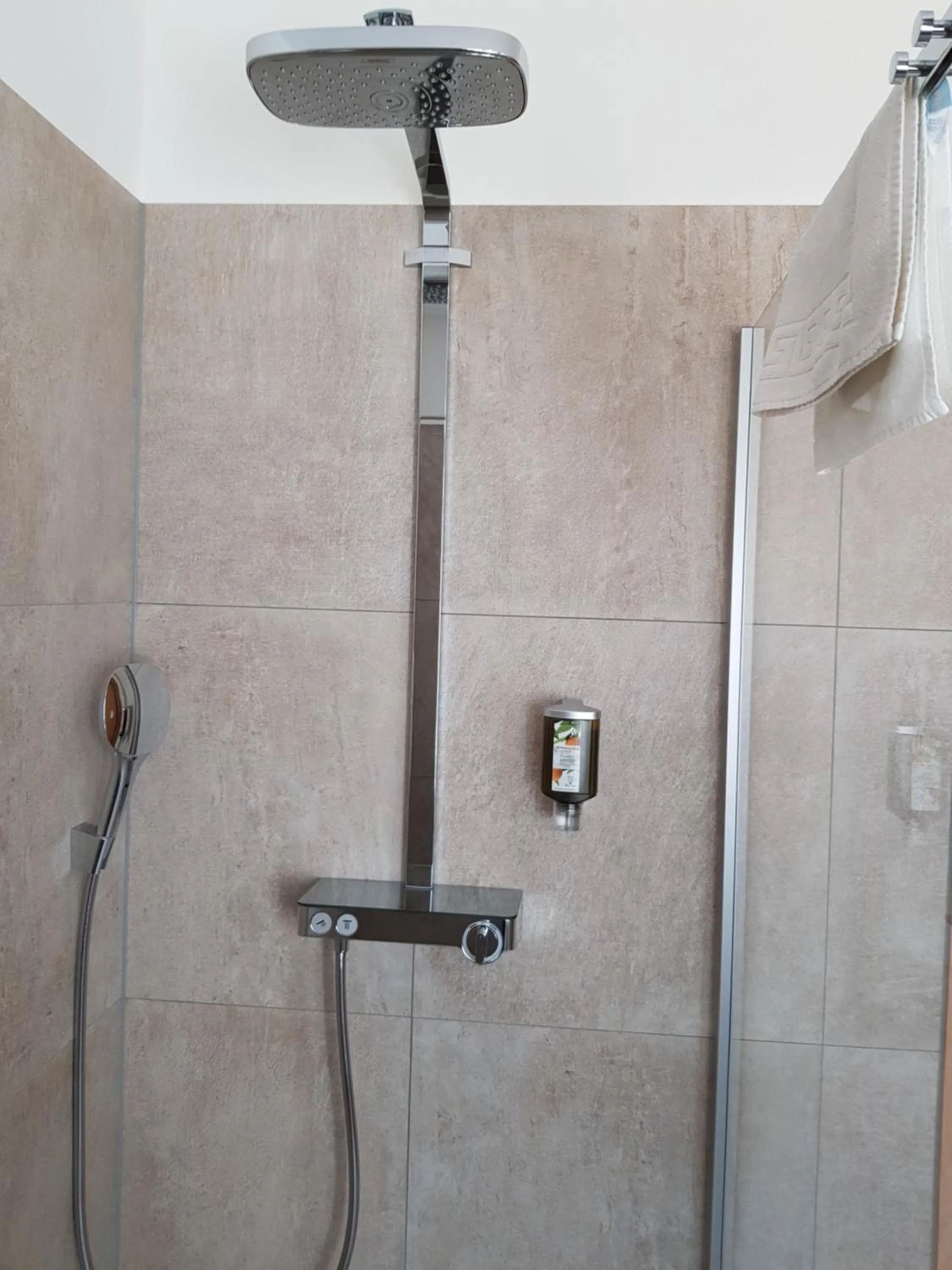 Bathroom in Familiengasthof Maier