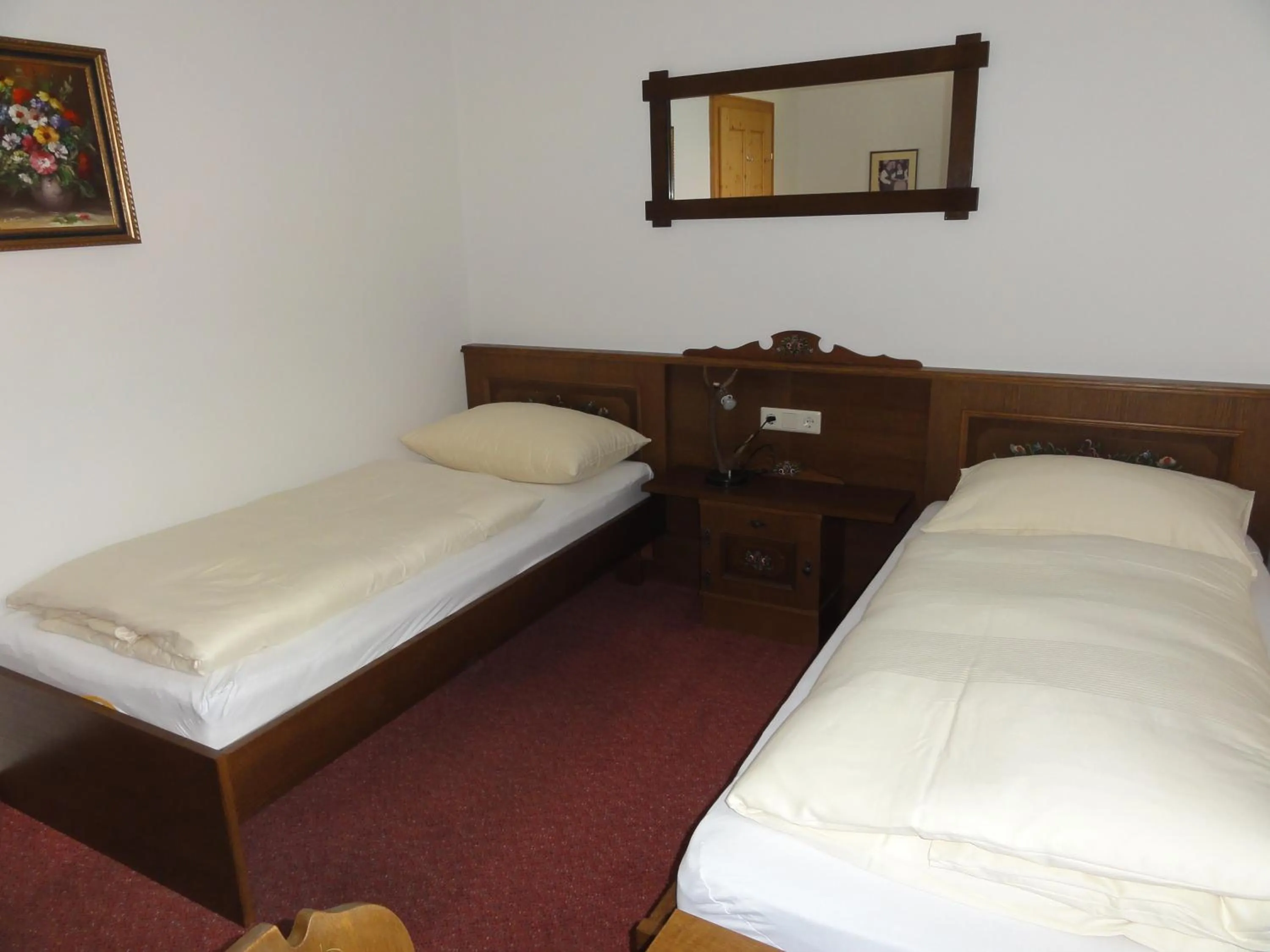 Bedroom, Bed in Familiengasthof Maier