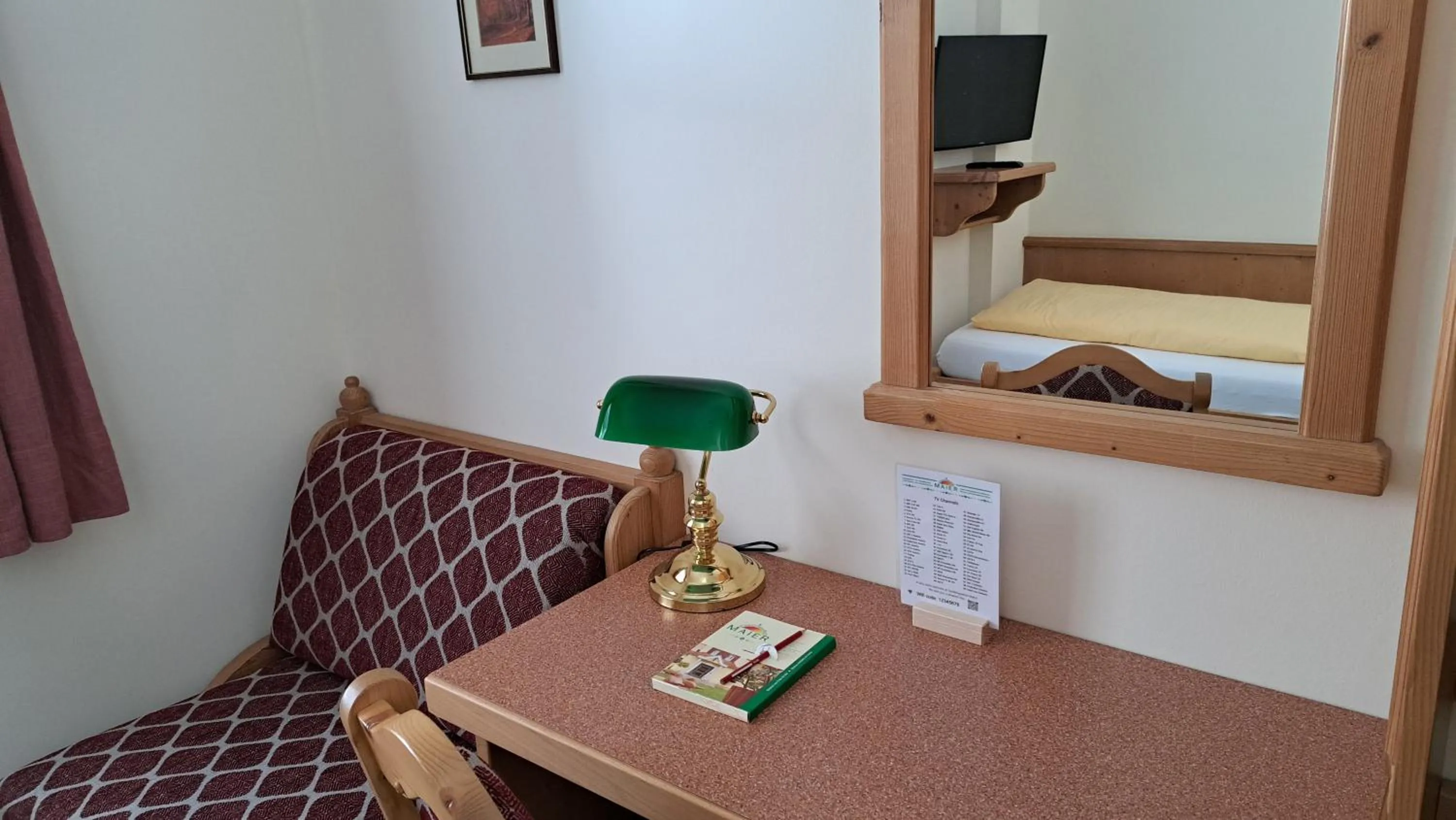 Photo of the whole room, Bed in Familiengasthof Maier