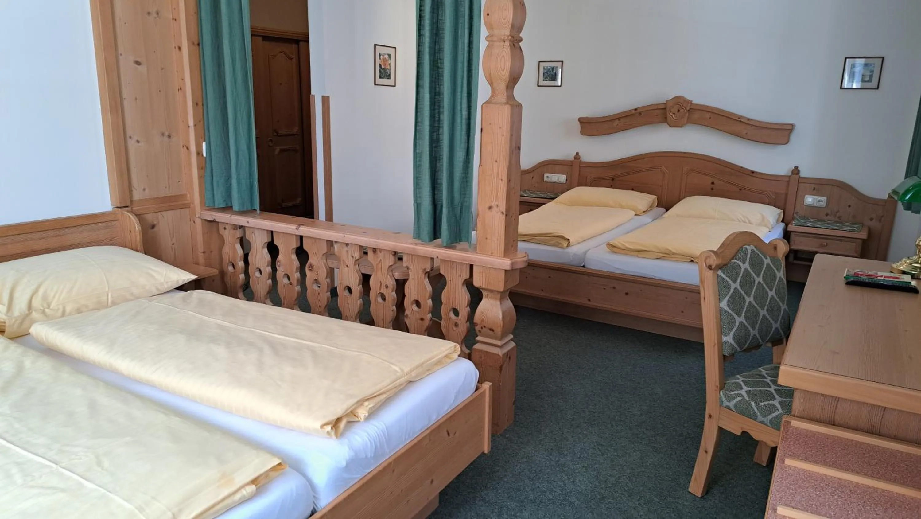 Photo of the whole room, Bed in Familiengasthof Maier