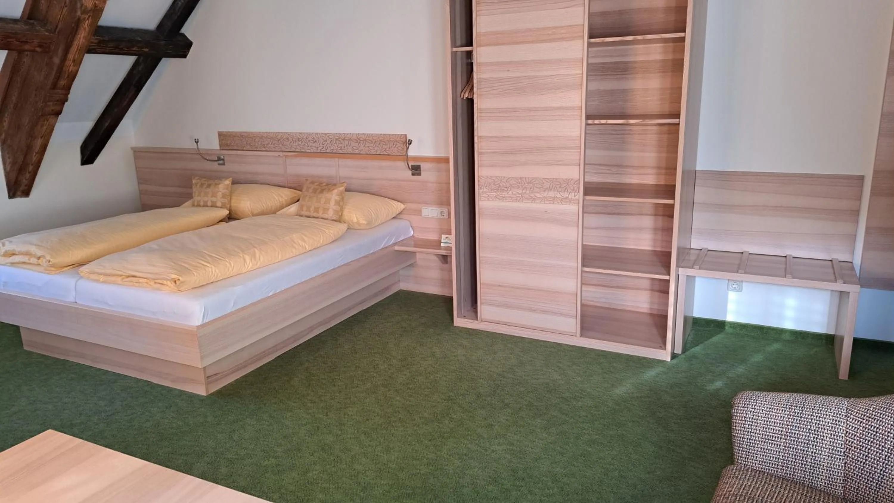 Photo of the whole room, Bed in Familiengasthof Maier