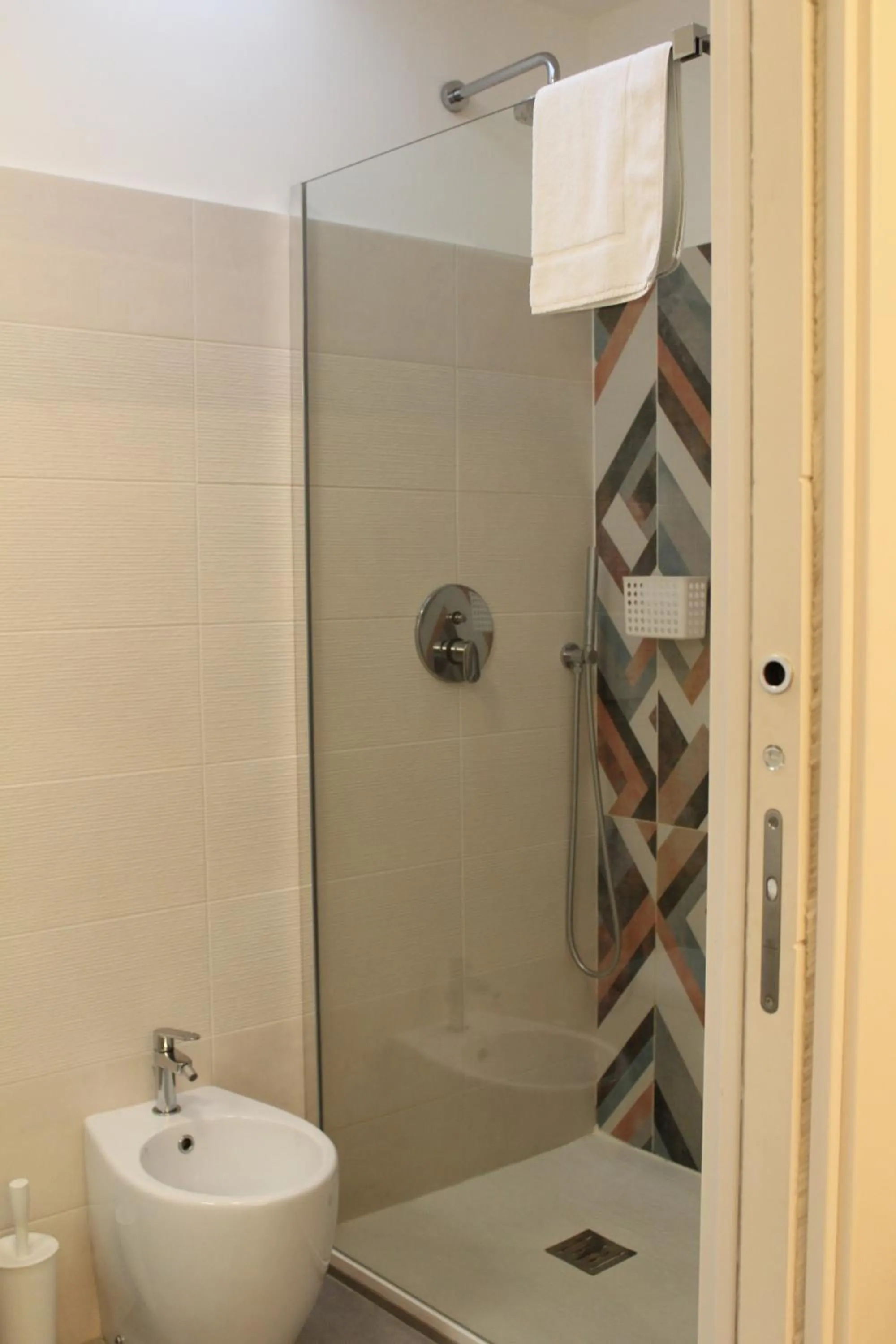 Shower in Margiò House