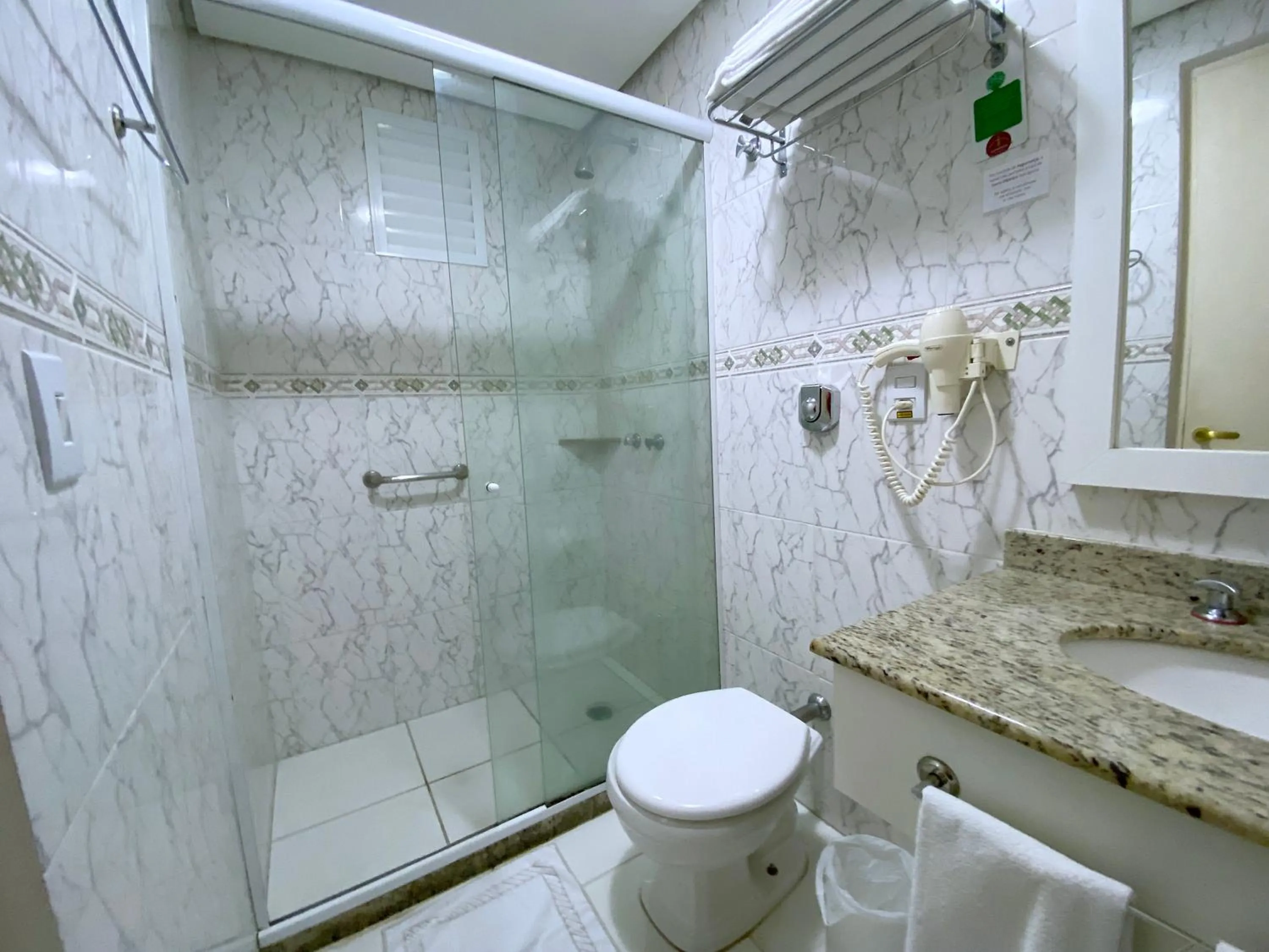 Bathroom in Altadomo Hotel