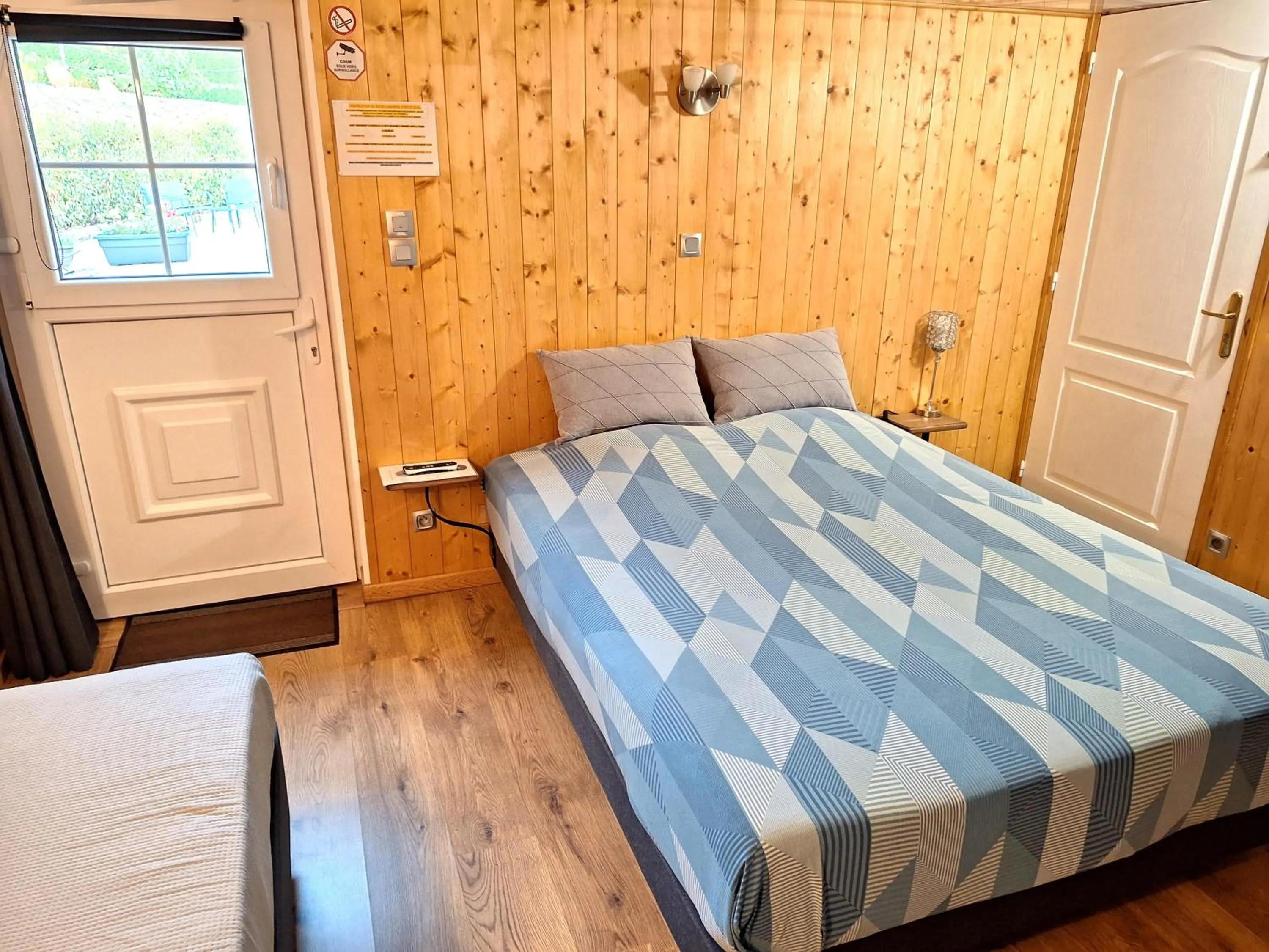 Bed in Chambre d'hôte chez Nathalie & Roland