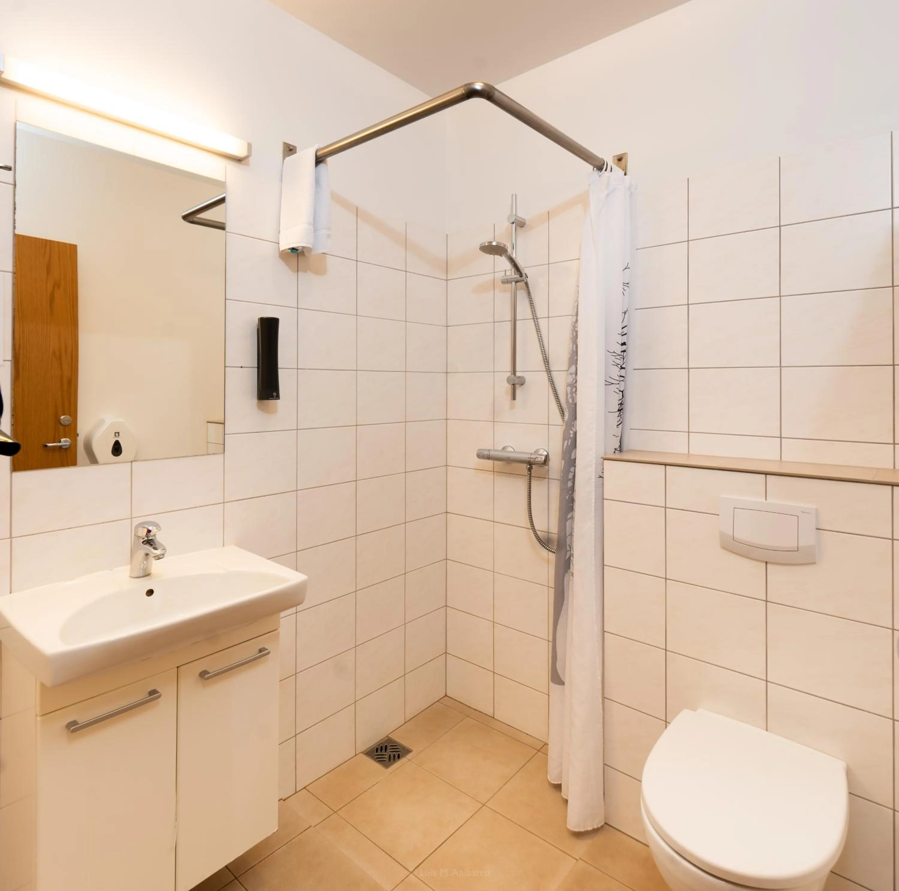 Shower in Hótel Eyvindará