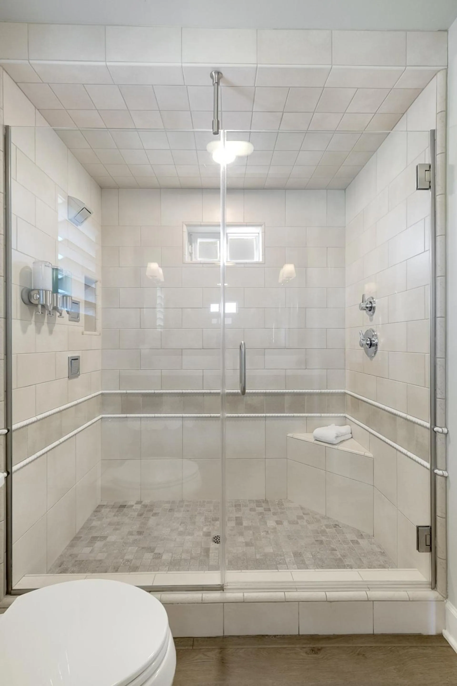 Bathroom in Anderson Inn